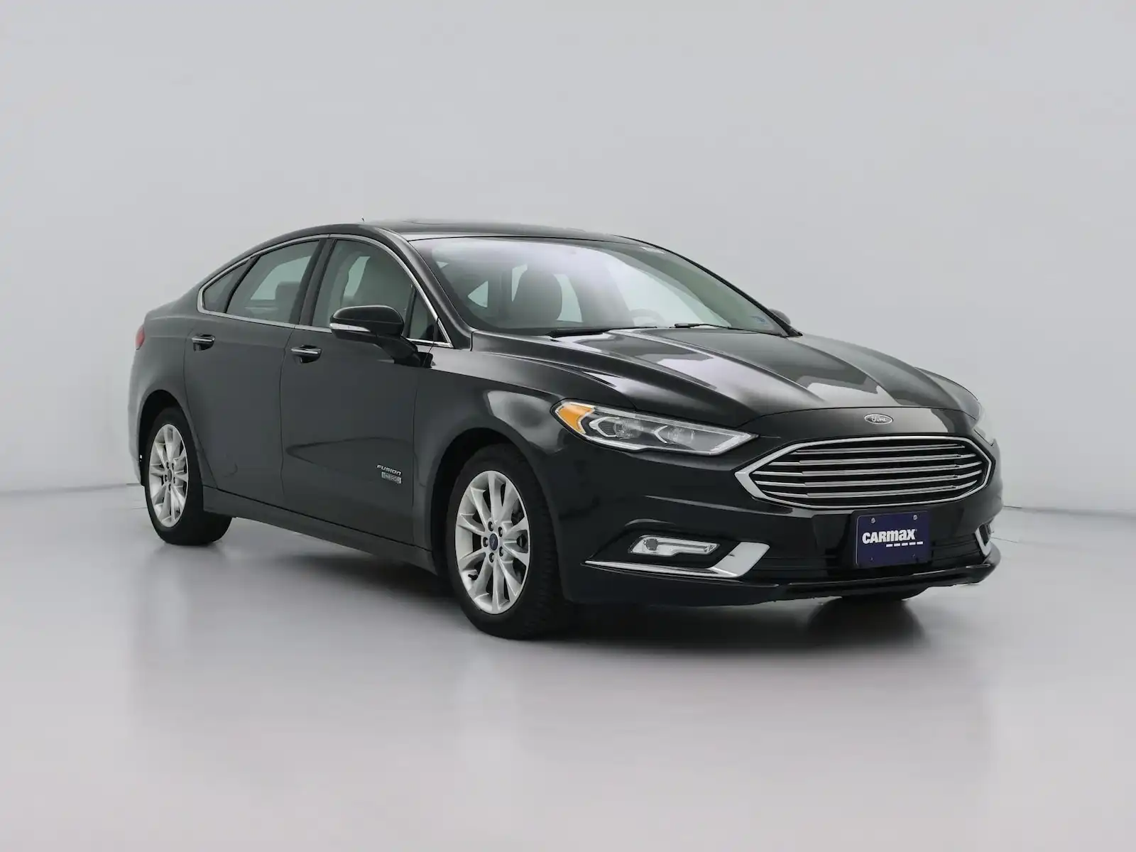 2017 Ford Fusion PHEV Titanium's photo