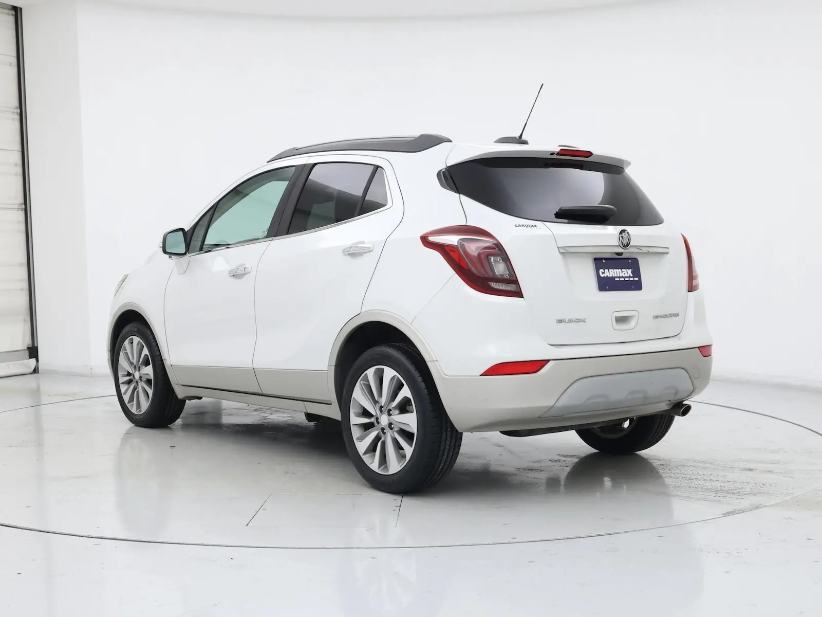 2018 Buick Encore Preferred photo 3