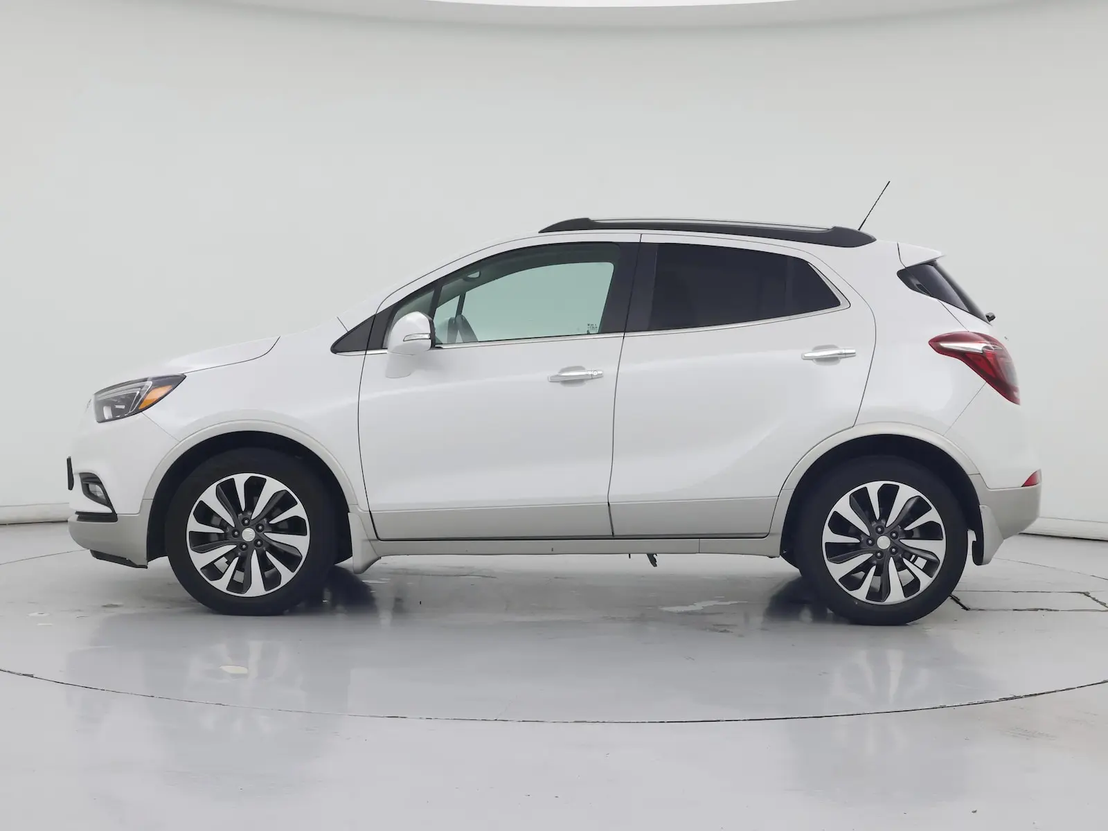 2018 Buick Encore Essence photo 4