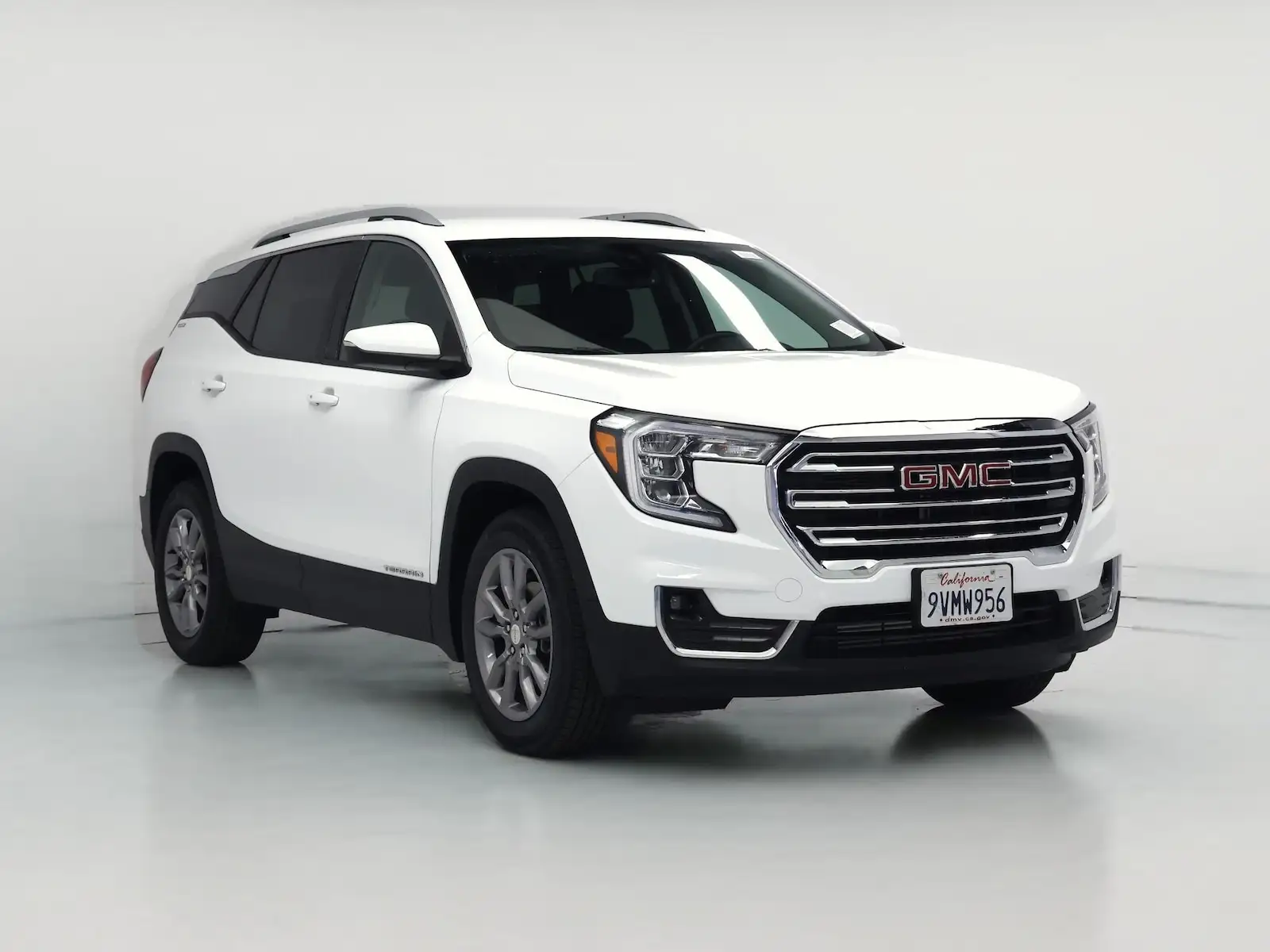 2024 GMC Terrain SLT AWD's photo
