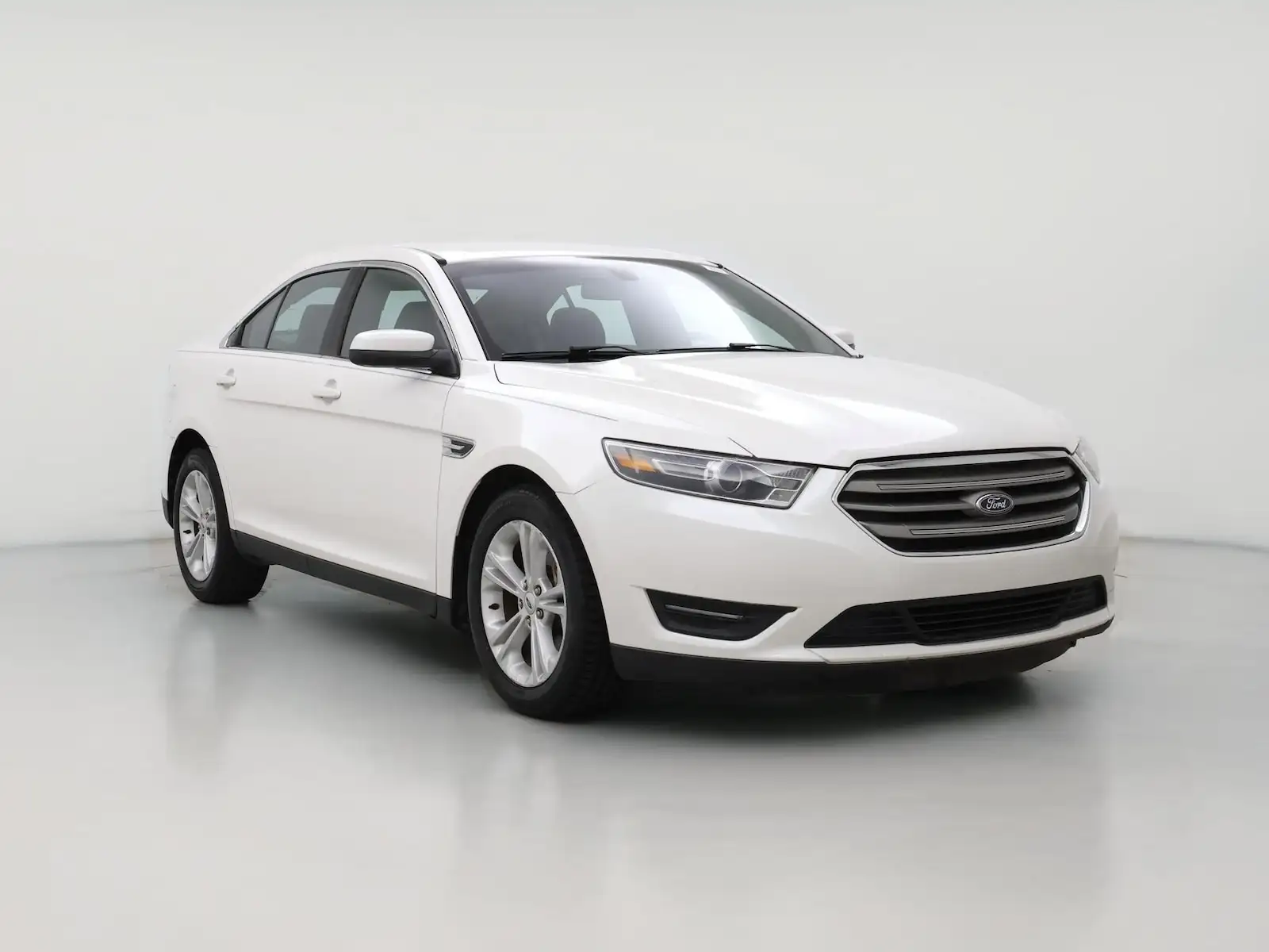 2016 Ford Taurus SEL FWD's photo