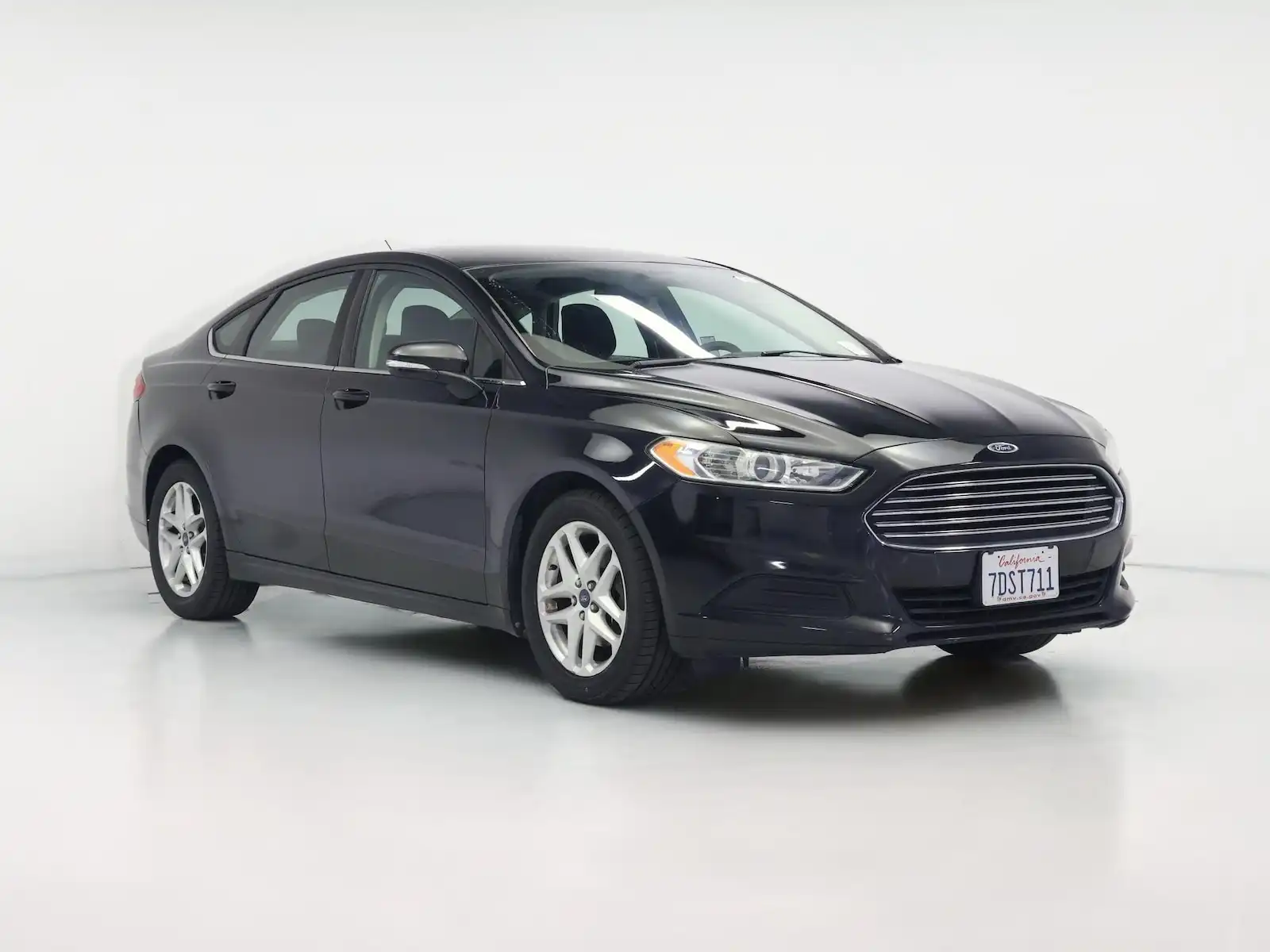 2014 Ford Fusion SE FWD I4's photo