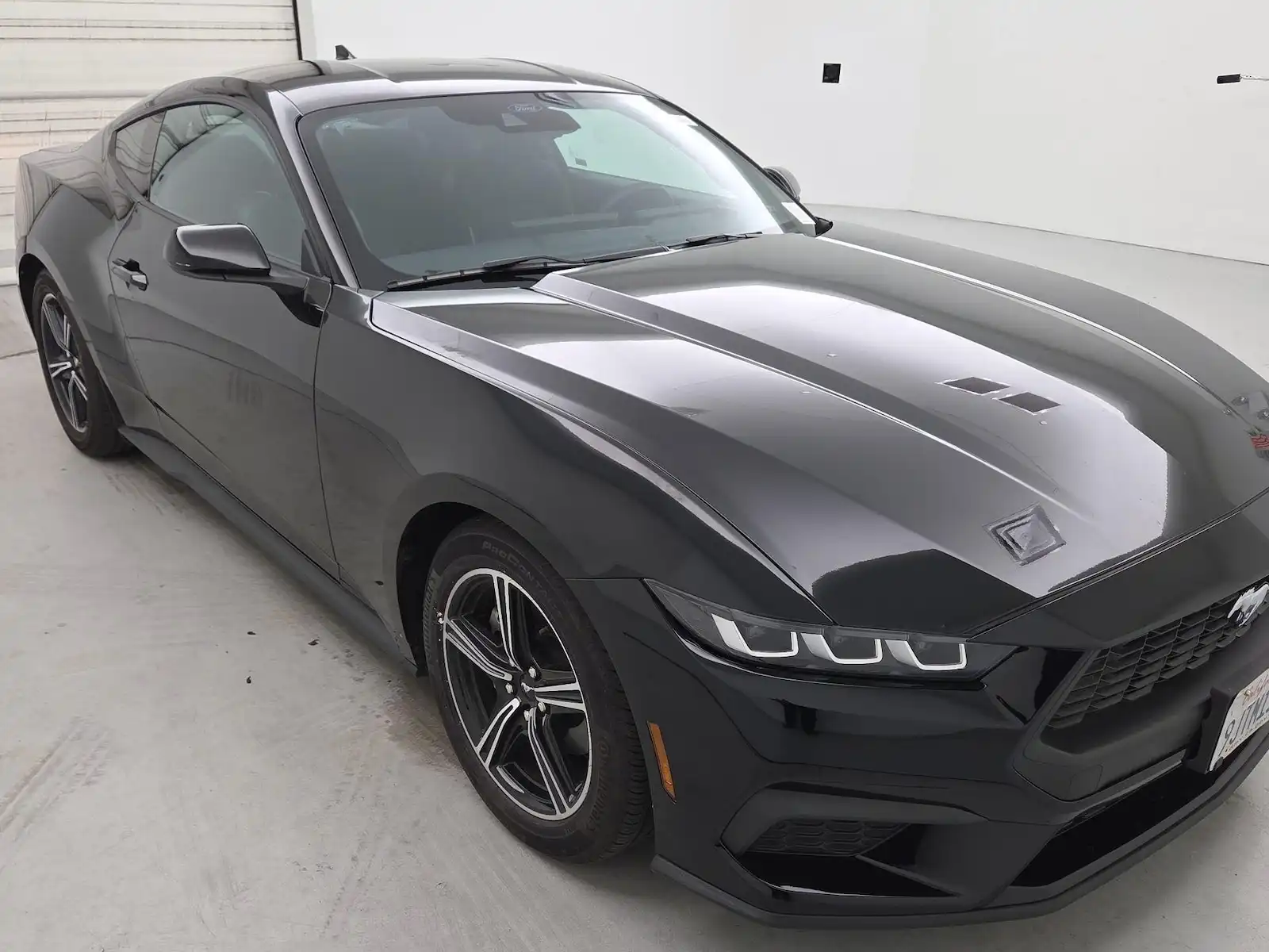 2024 Ford Mustang EcoBoost Fastback's photo