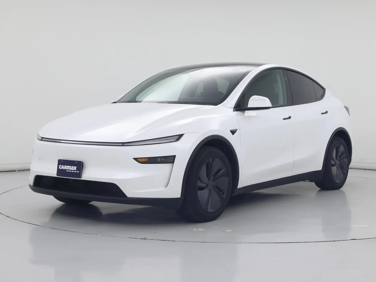2026 Tesla Model Y Long Range RWD photo 5