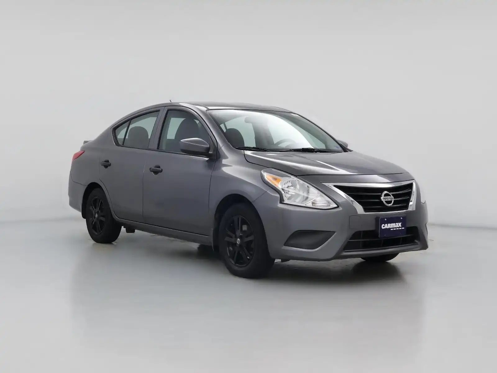 2019 Nissan Versa 1.6 S Plus CVT's photo