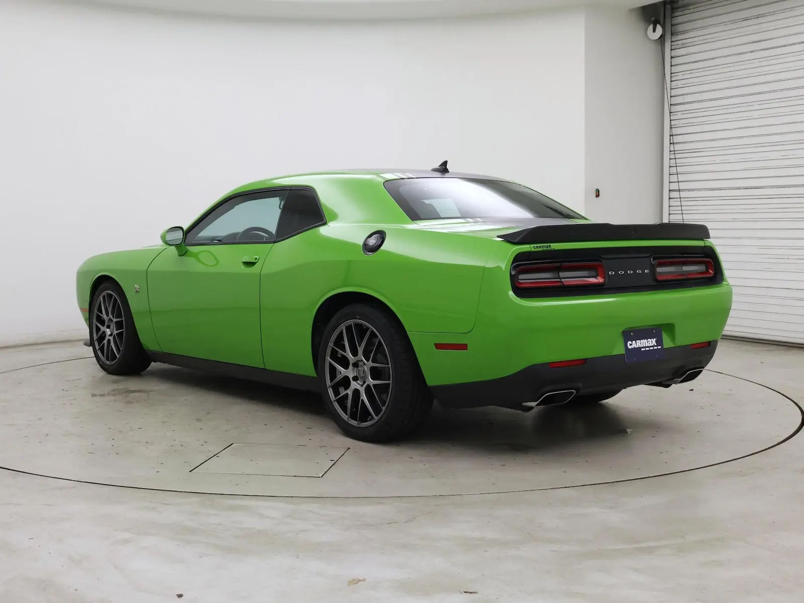 2017 Dodge Challenger Scat Pack Shaker 392 photo 3