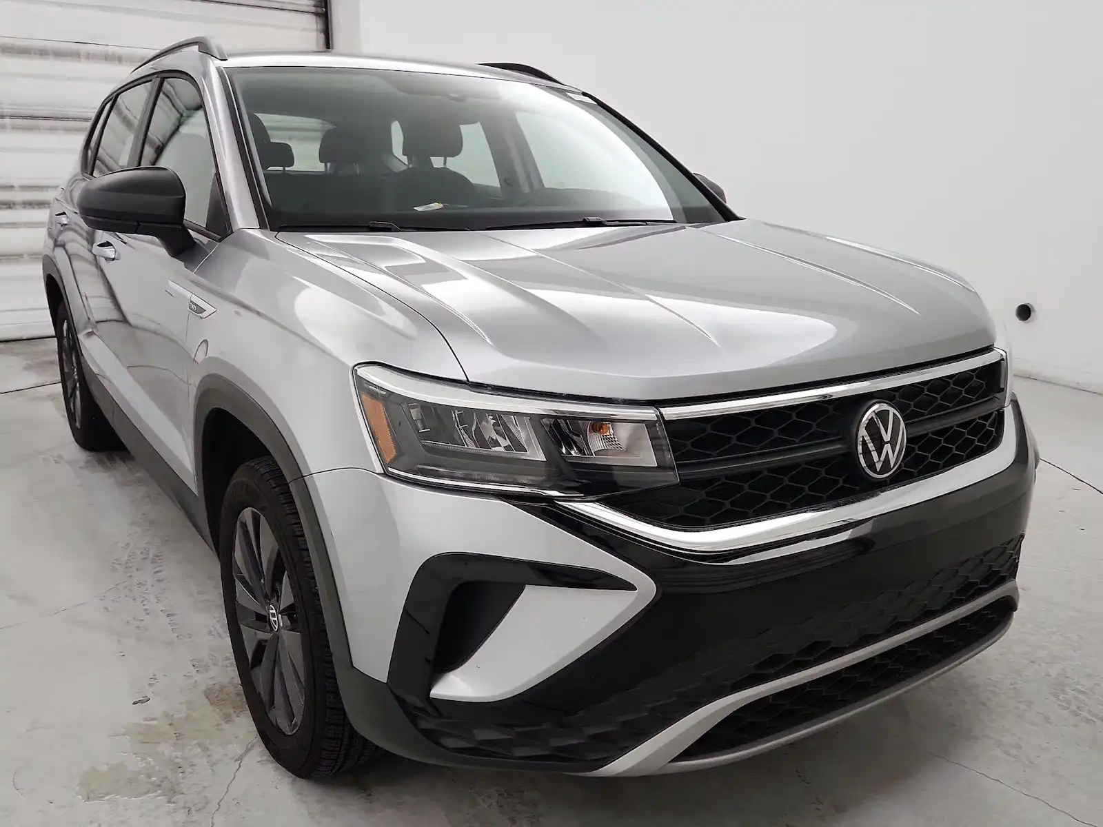 2023 Volkswagen Taos 1.5T S's photo