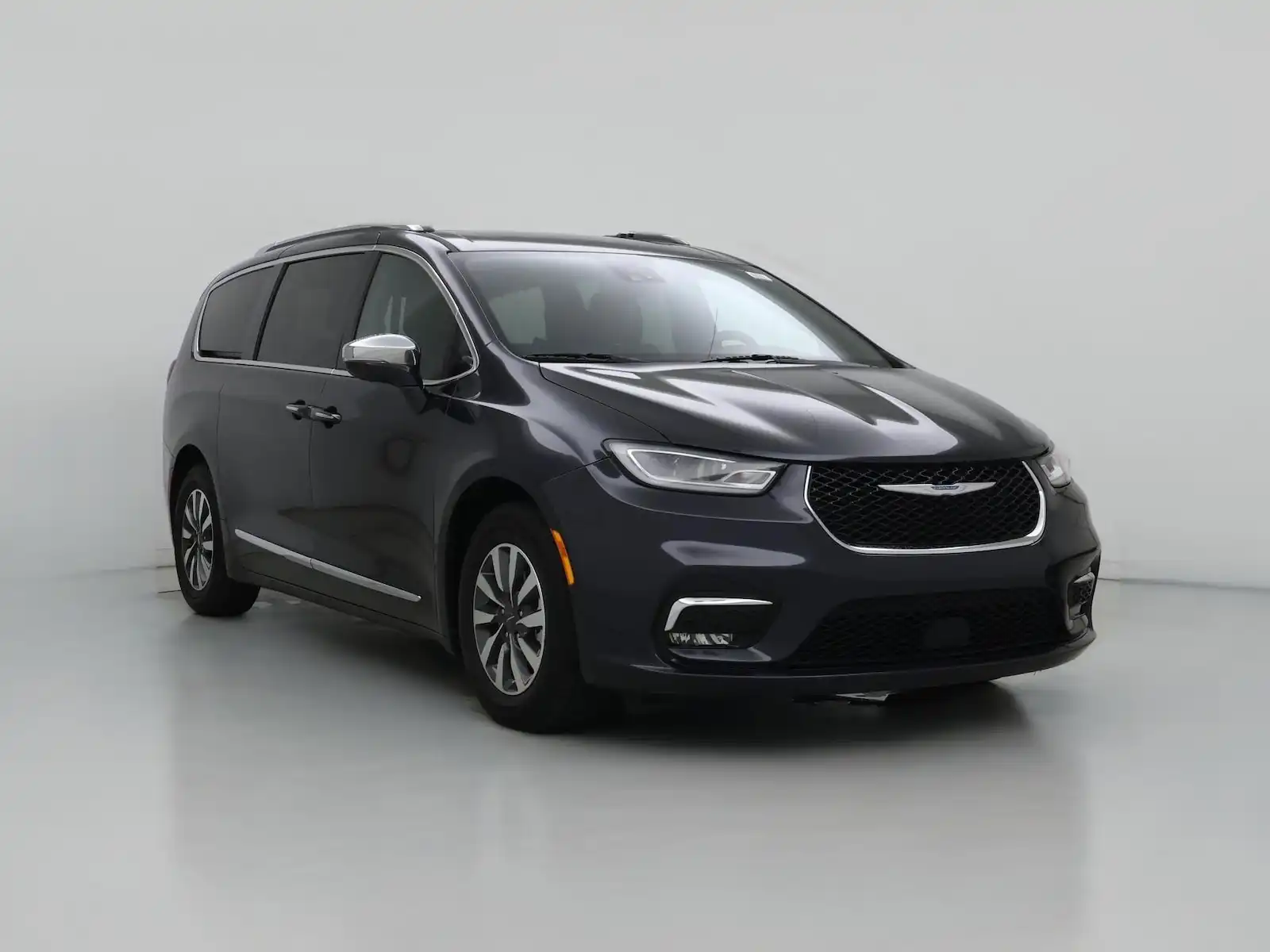 2021 Chrysler Pacifica Hybrid Limited's photo