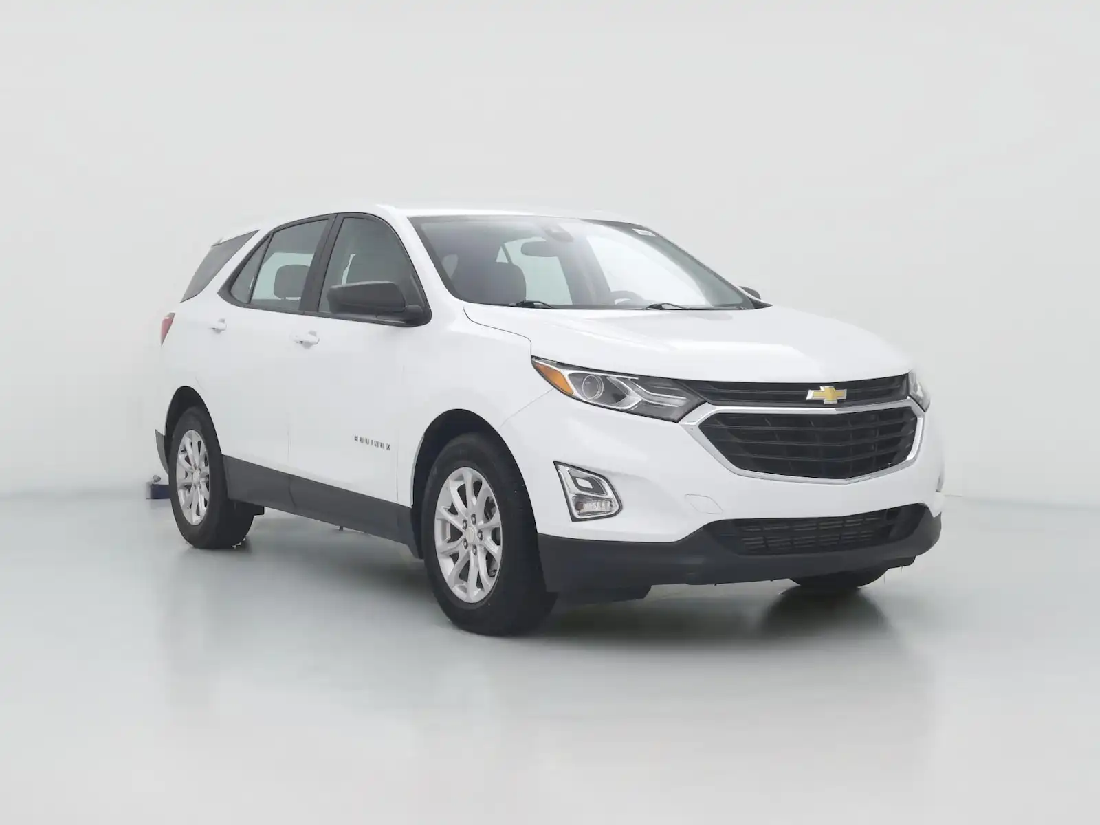 2021 Chevrolet Equinox LS's photo