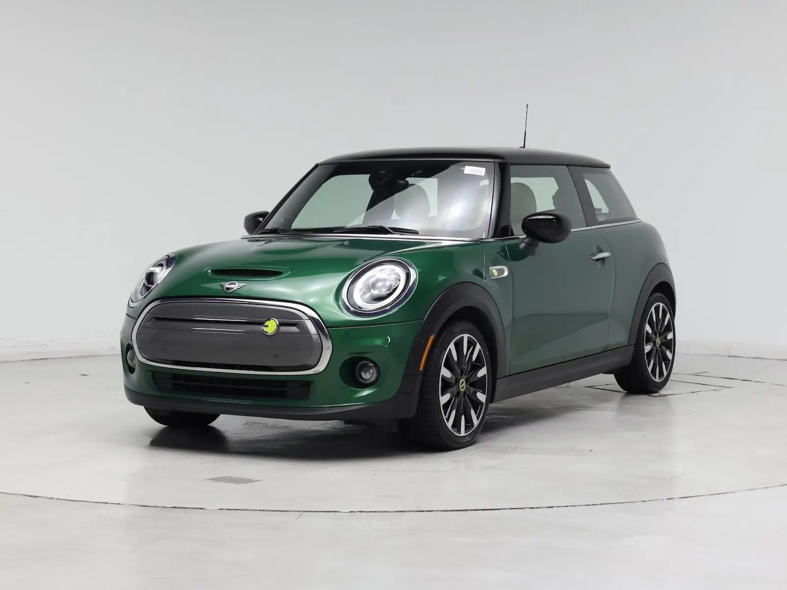 2021 MINI Hardtop Cooper SE photo 5
