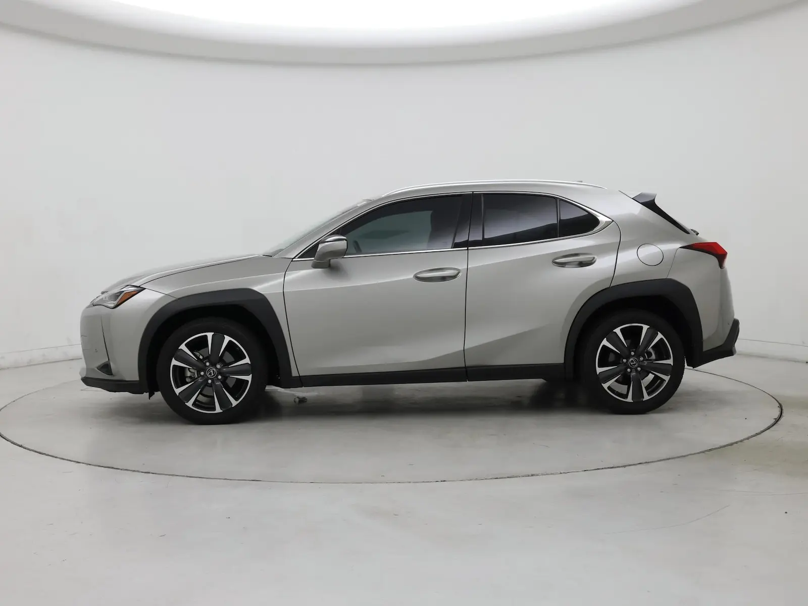 2021 Lexus UX 200 200 photo 4