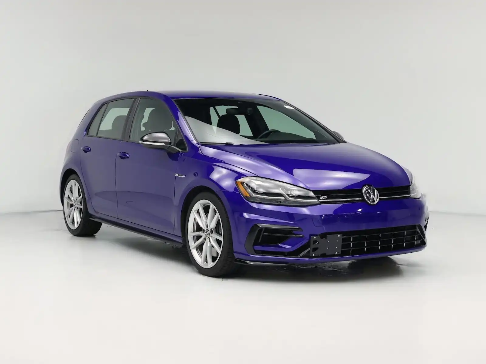 2018 Volkswagen Golf R with DCC and Navigation 4-Door's photo