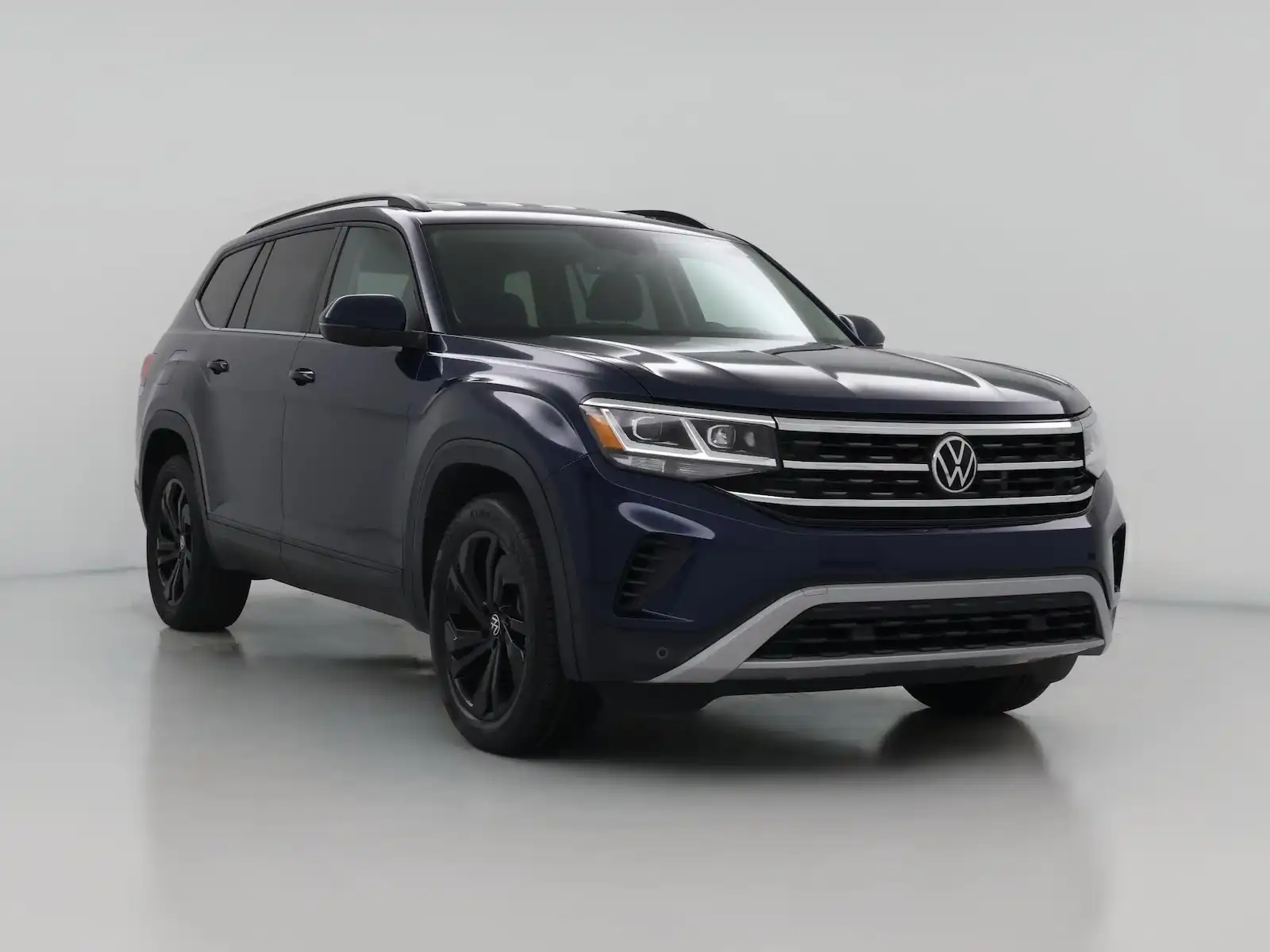 2022 Volkswagen Atlas 3.6L SE with Tech's photo