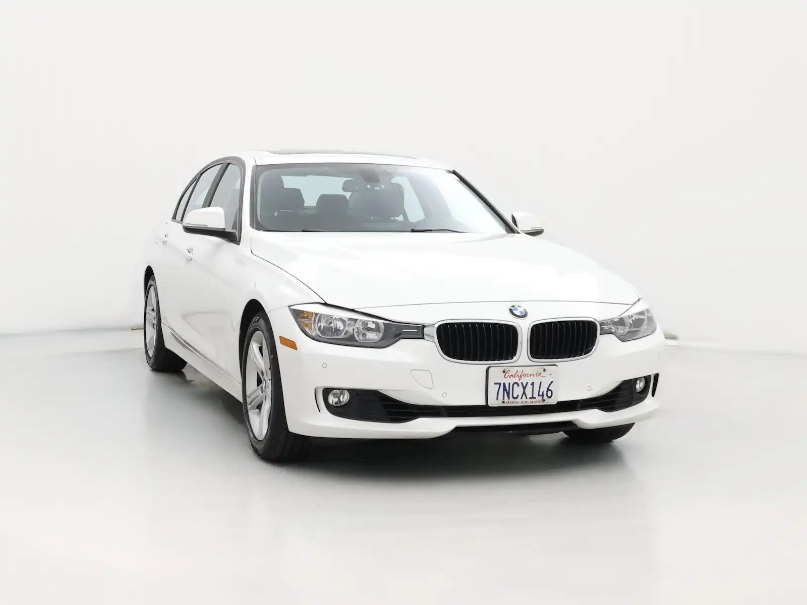 2015 BMW 3 Series 328i Sedan Sport Line's photo