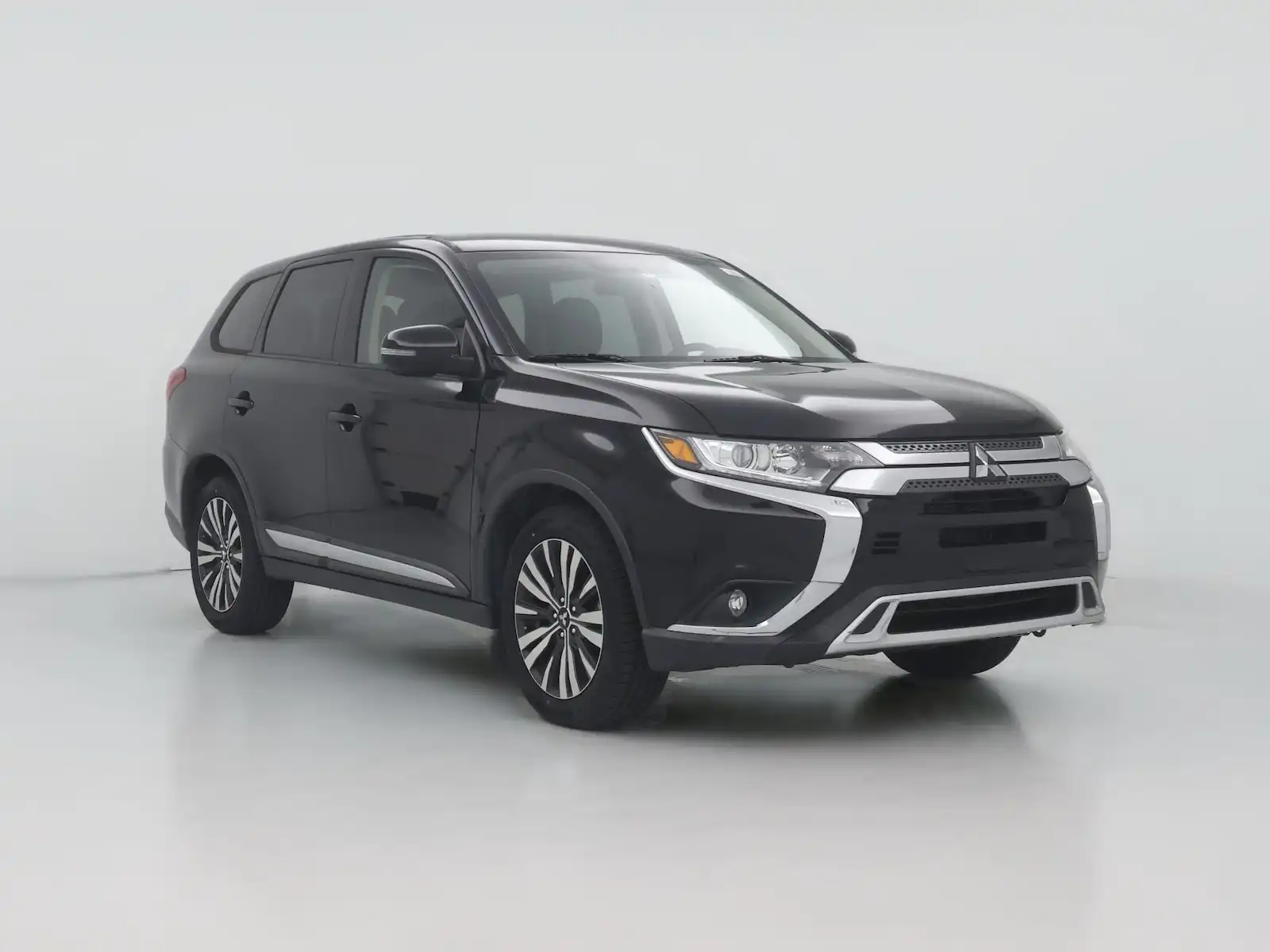 2019 Mitsubishi Outlander SE FWD's photo