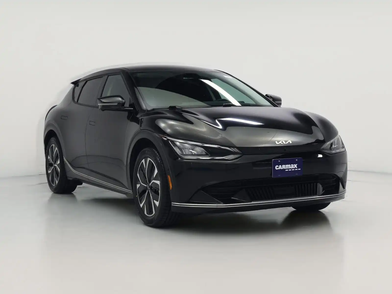2023 Kia EV6 Wind's photo