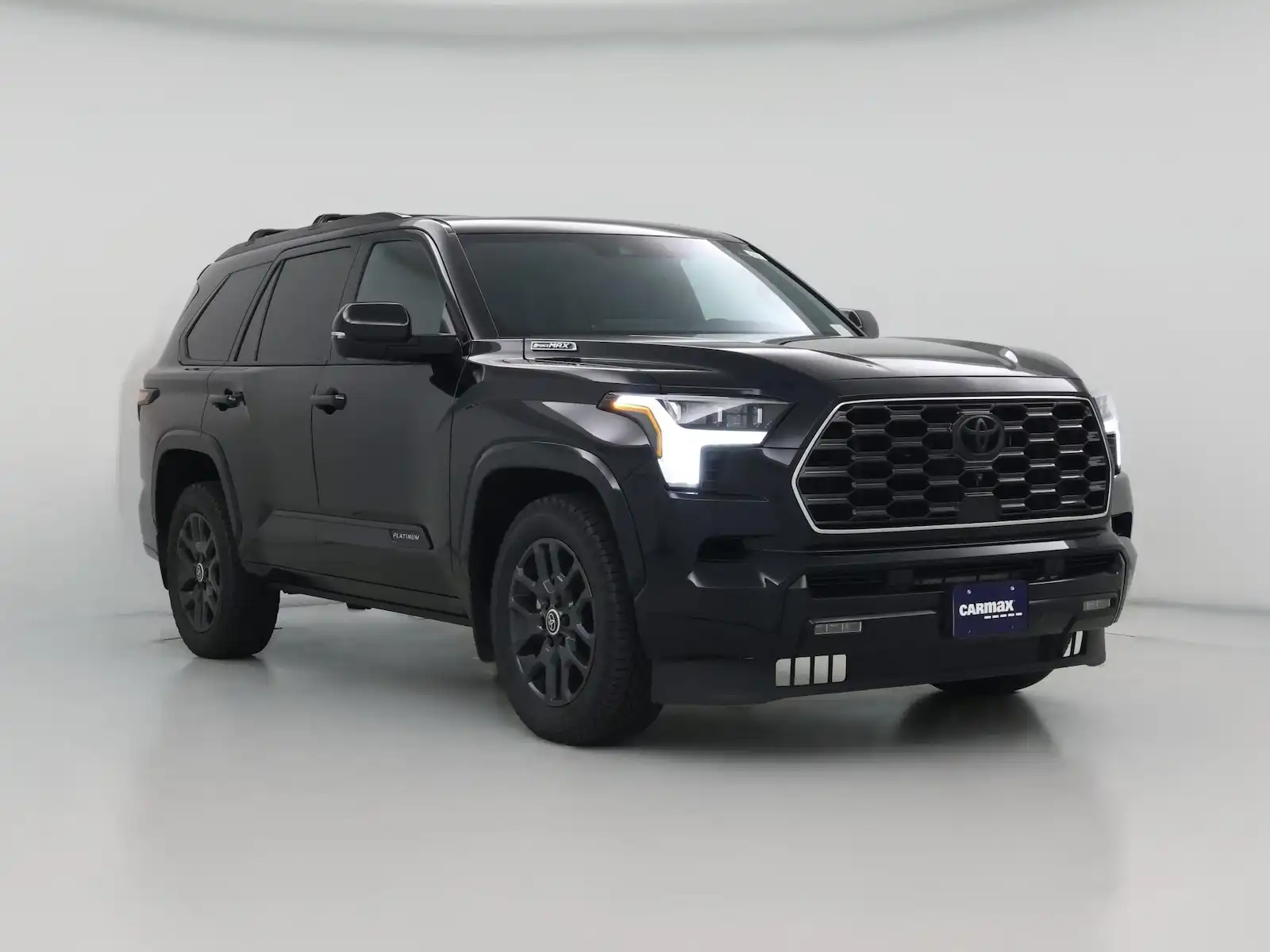 2024 Toyota Sequoia Platinum 4WD i-FORCE MAX Hybrid's photo