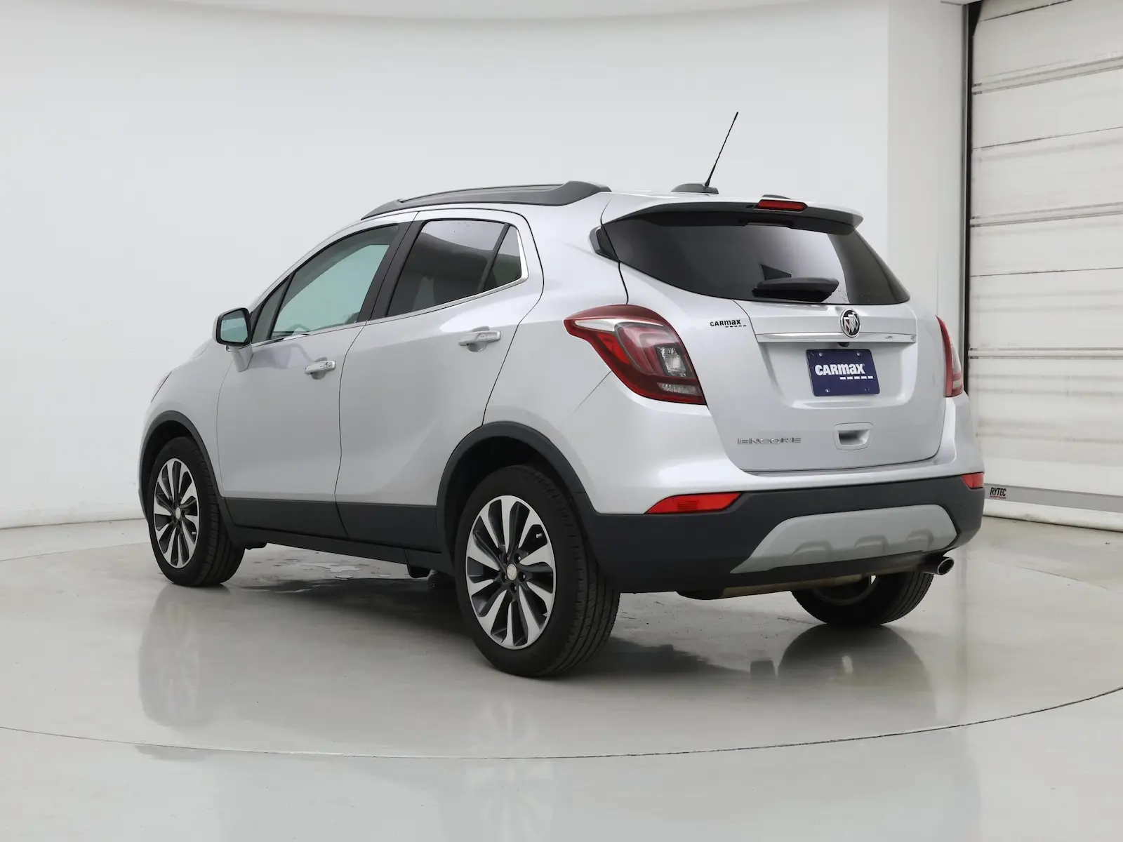 2021 Buick Encore Preferred photo 3