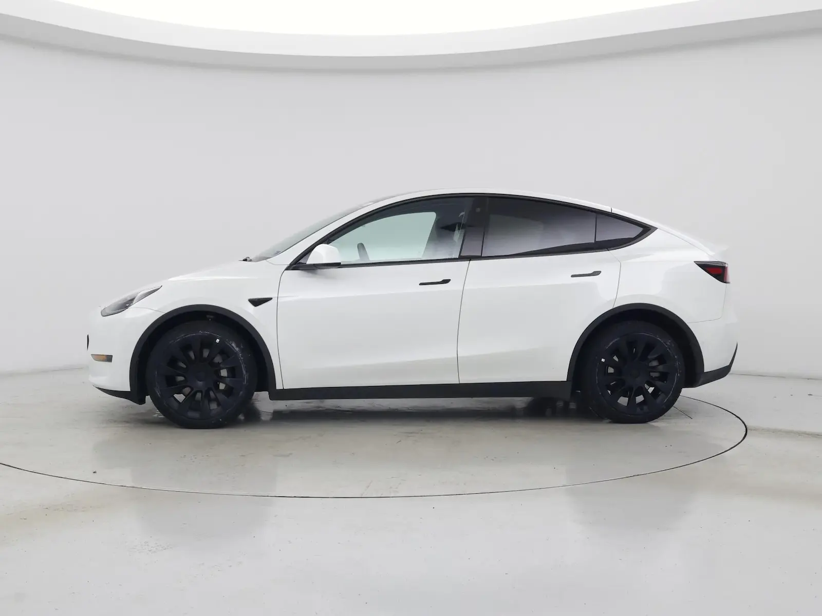 2022 Tesla Model Y Long Range Dual Motor AWD photo 4
