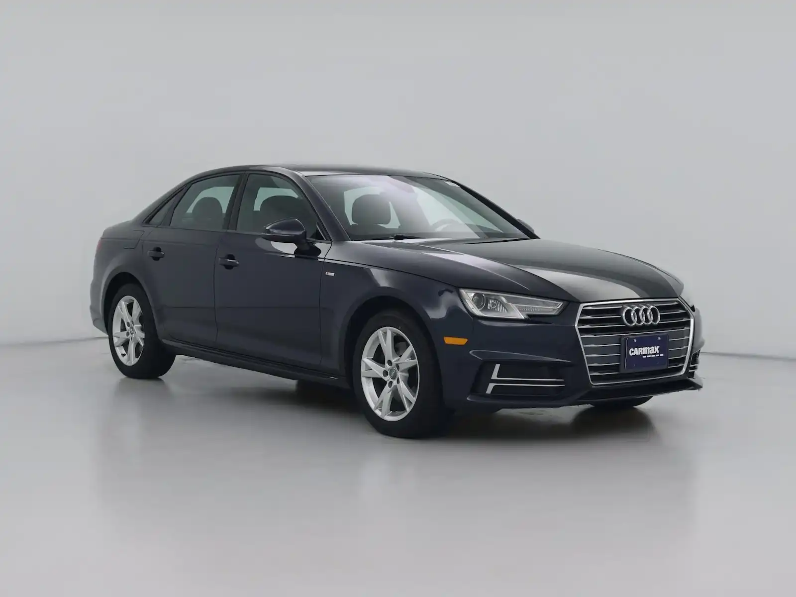 2018 Audi A4 2.0T Premium FWD S tronic Ultra's photo