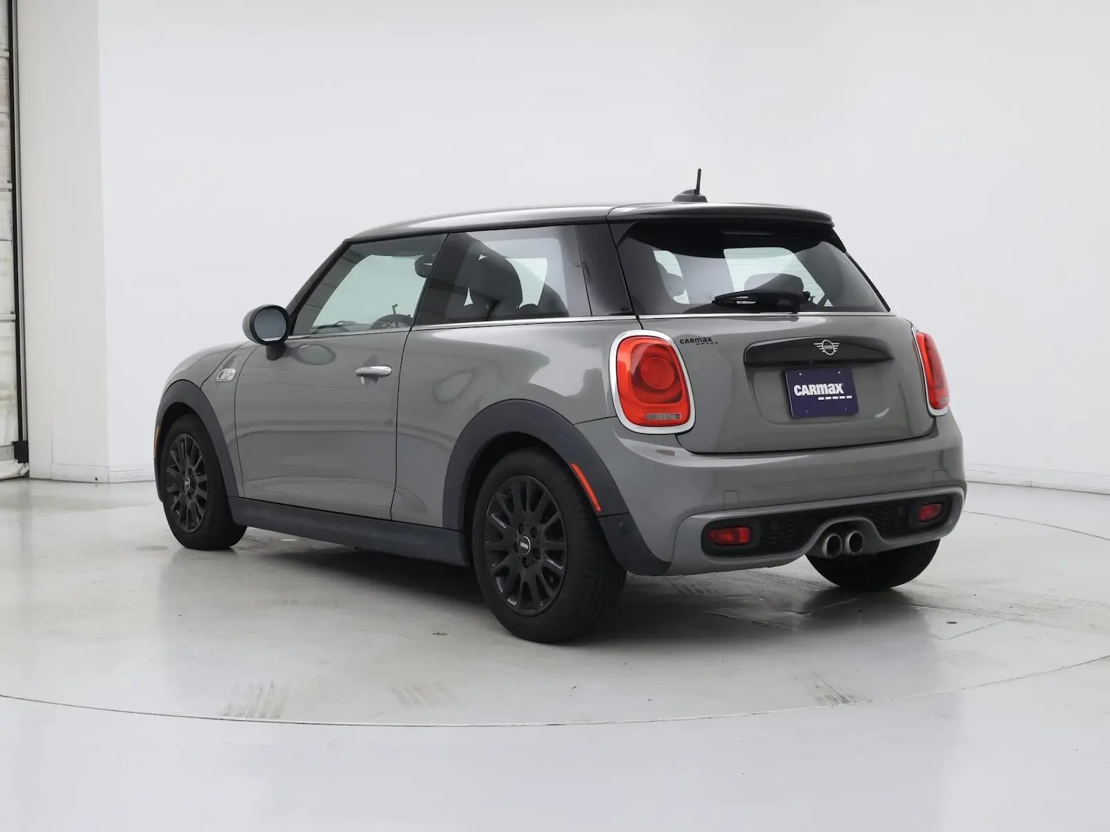 2019 MINI Hardtop Cooper S Classic photo 3