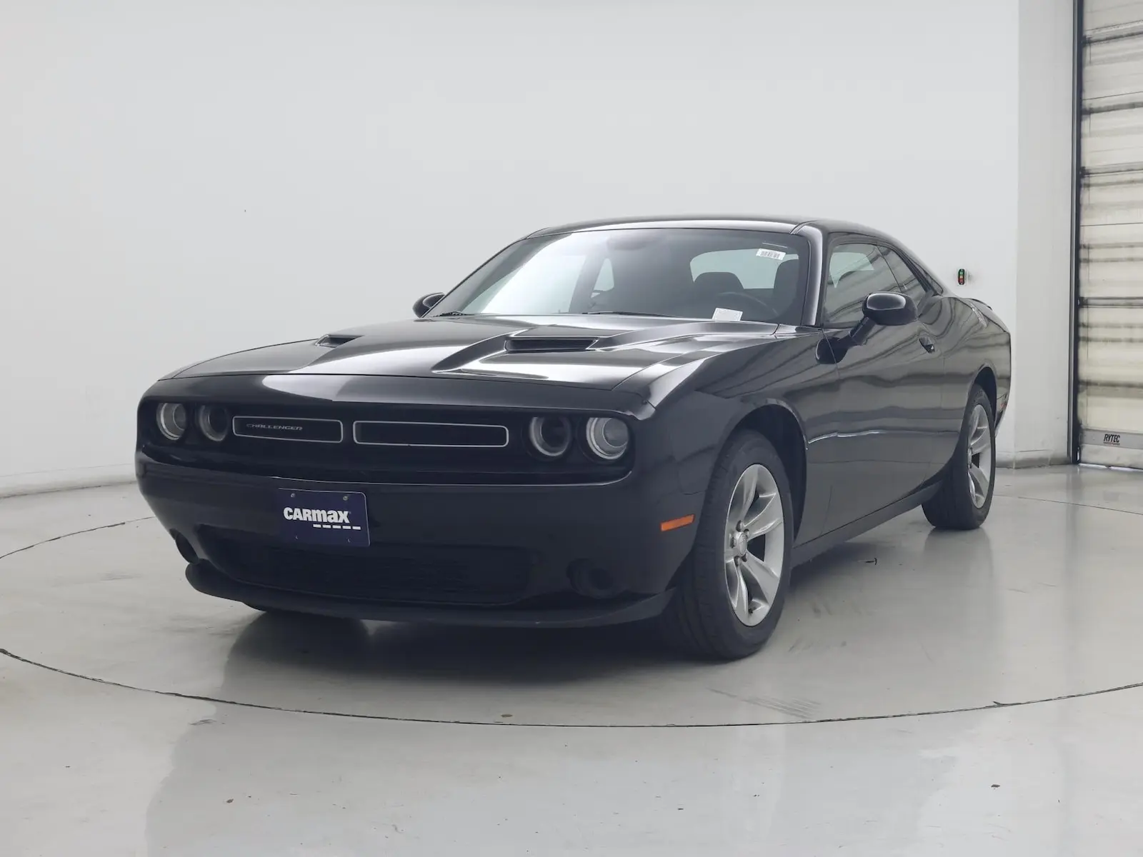 2021 Dodge Challenger SXT Auto photo 5