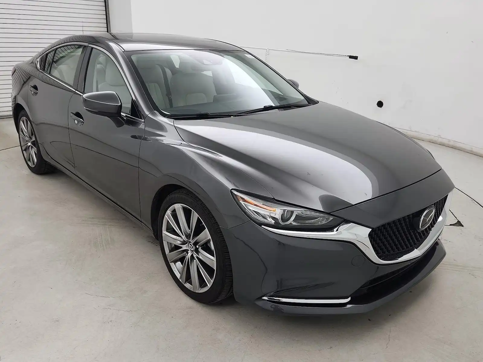 2018 Mazda EZ-6 Grand Touring Reserve Auto's photo