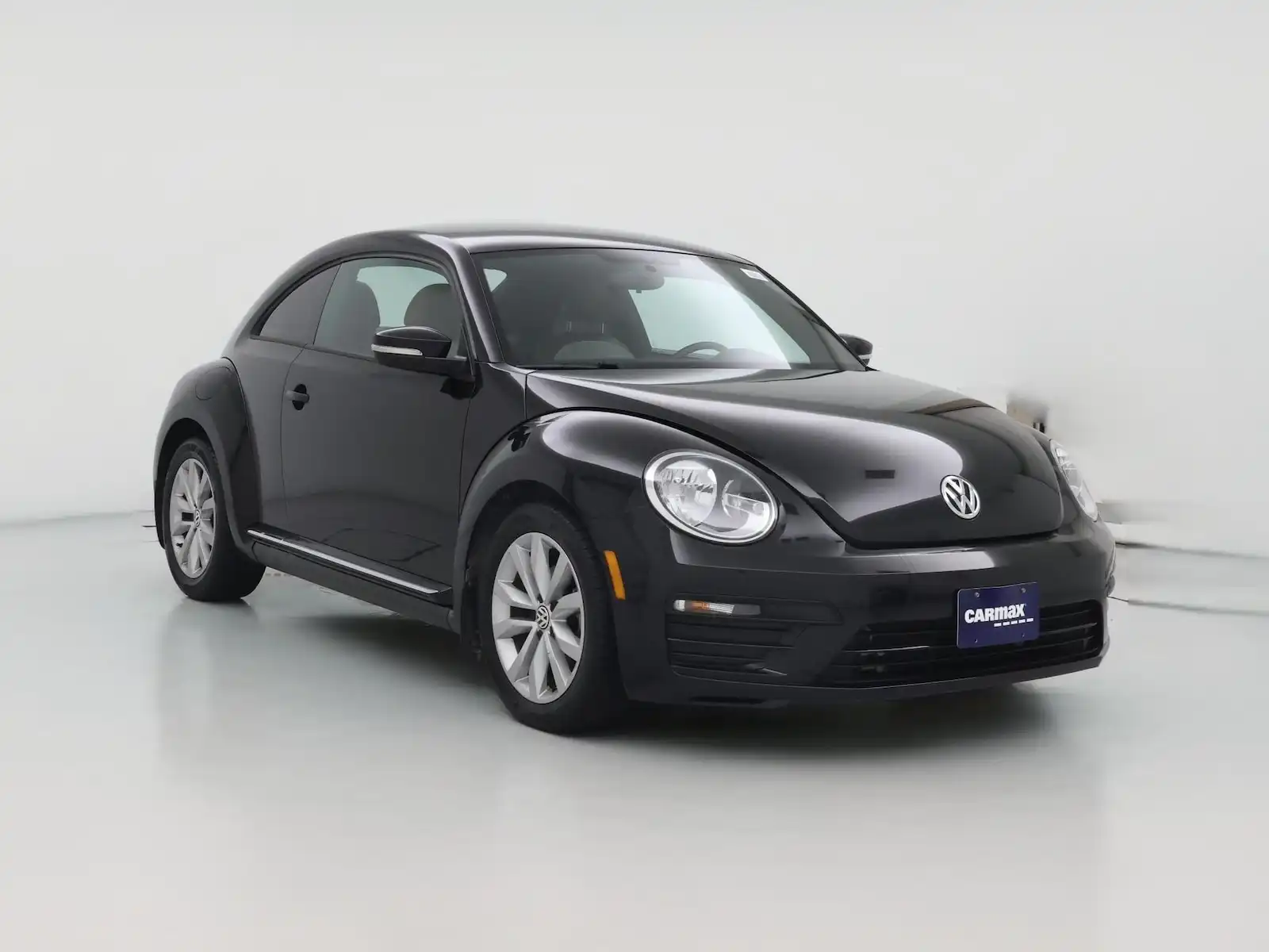 2017 Volkswagen Beetle 1.8T Classic's photo