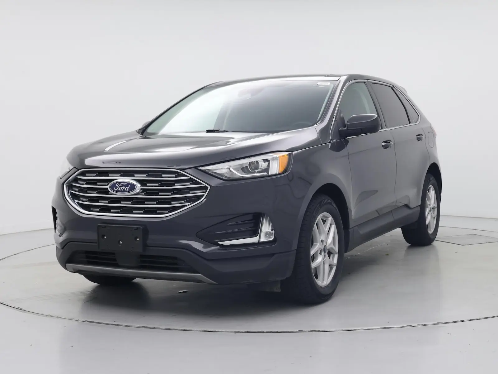 2021 Ford Edge SEL photo 5