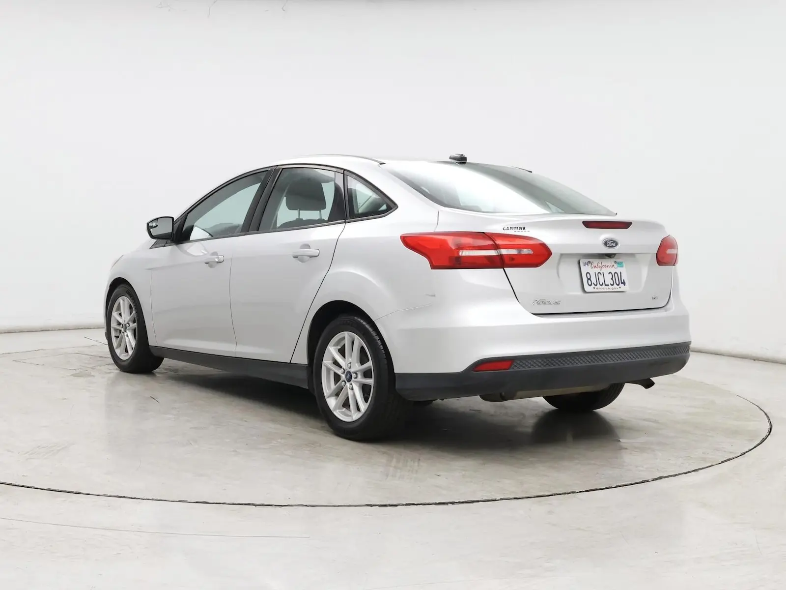 2017 Ford Focus SE Sedan photo 3