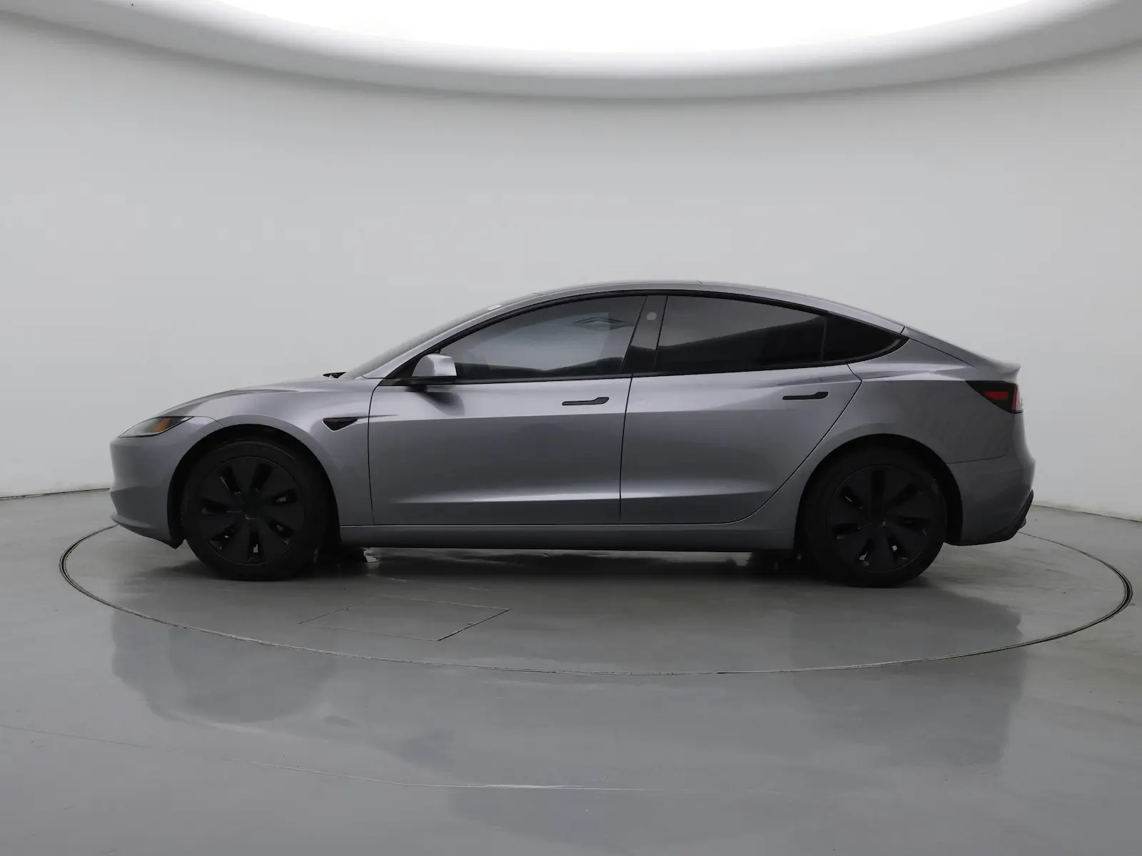 2025 Tesla Model 3 Long Range photo 4