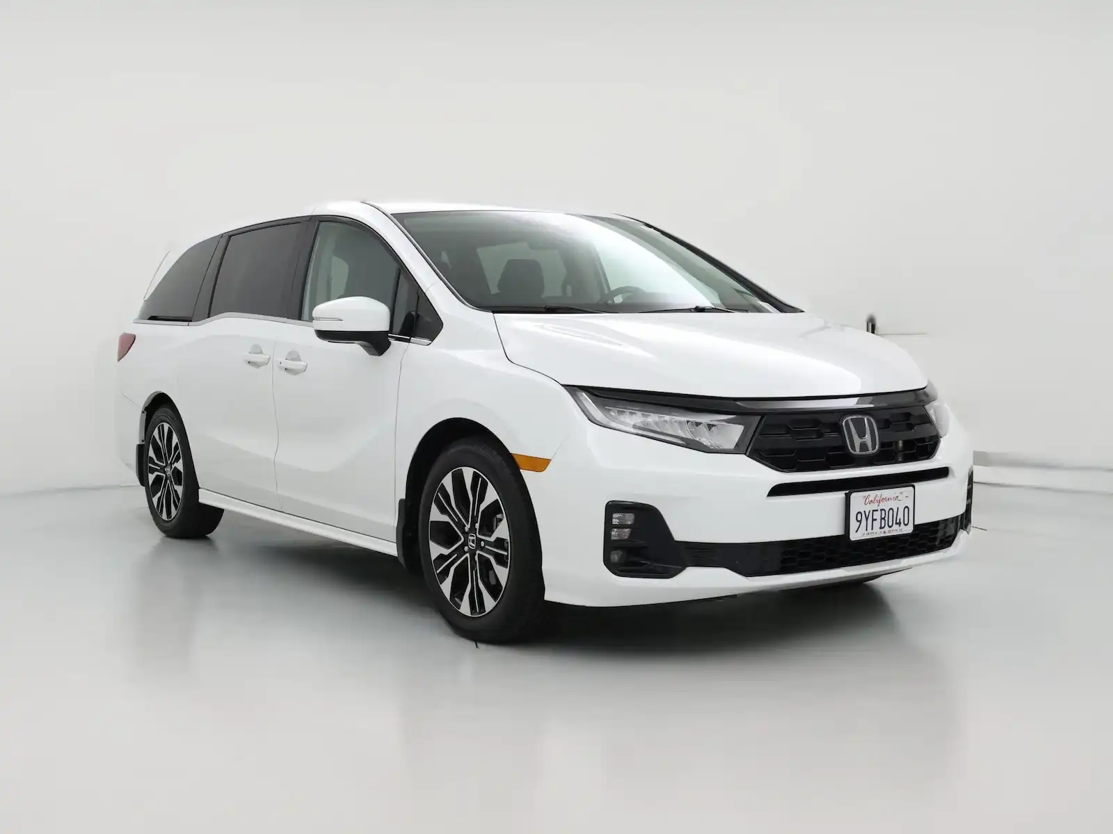 2026 Honda Odyssey Elite's photo