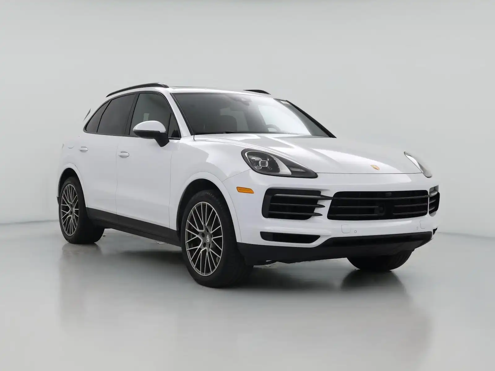 2023 Porsche Cayenne Platinum Edition's photo