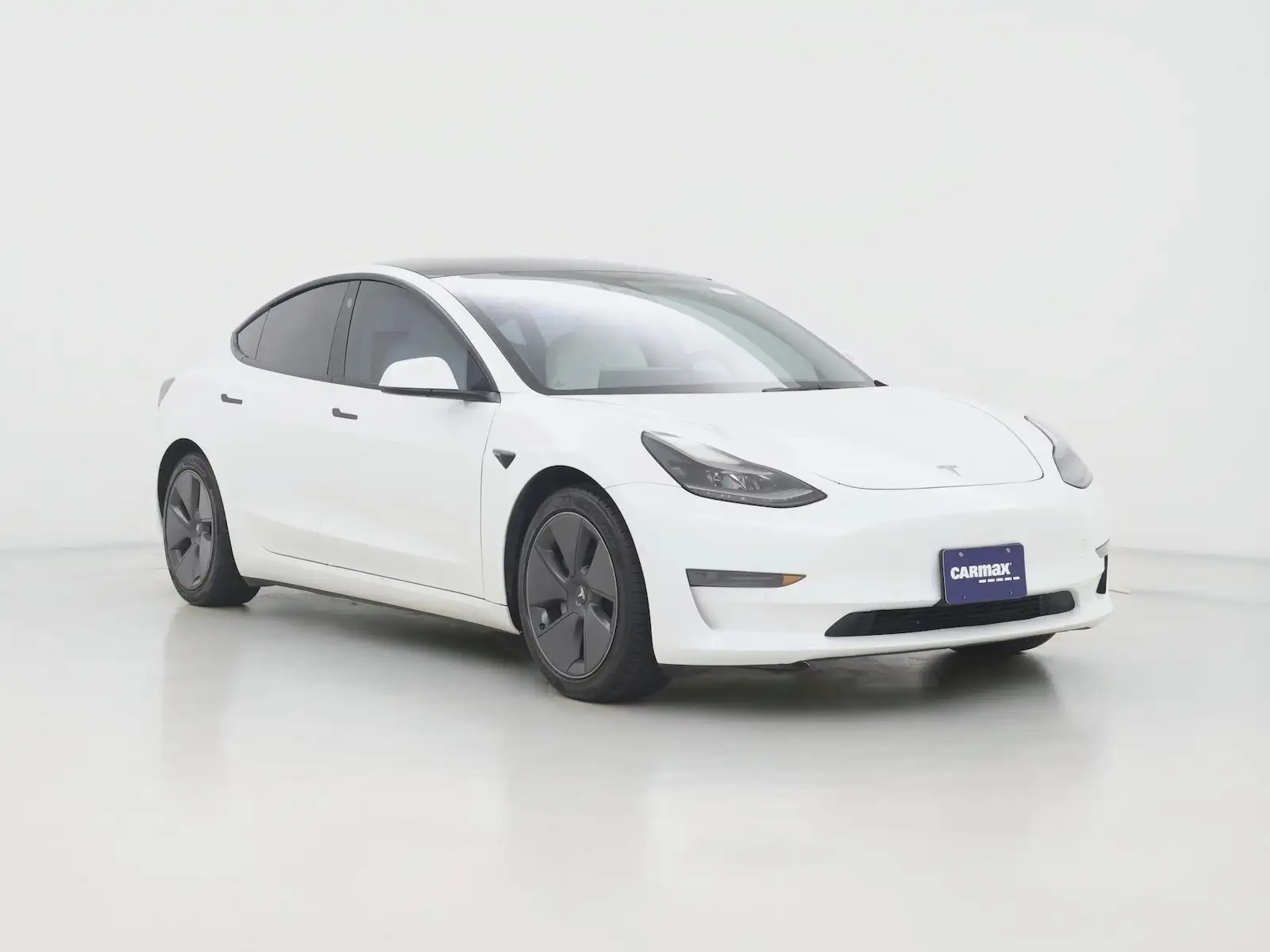 2021 Tesla Model 3 Standard Range Plus photo 1