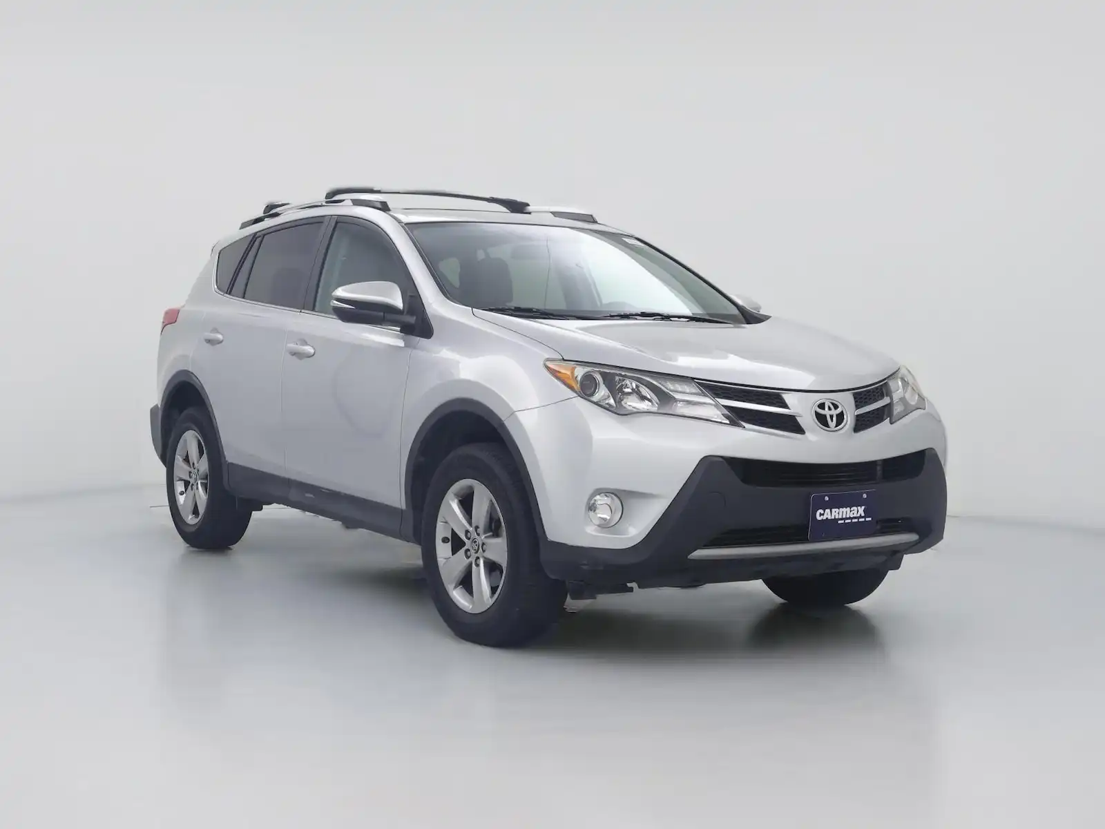2015 Toyota RAV4 XLE's photo