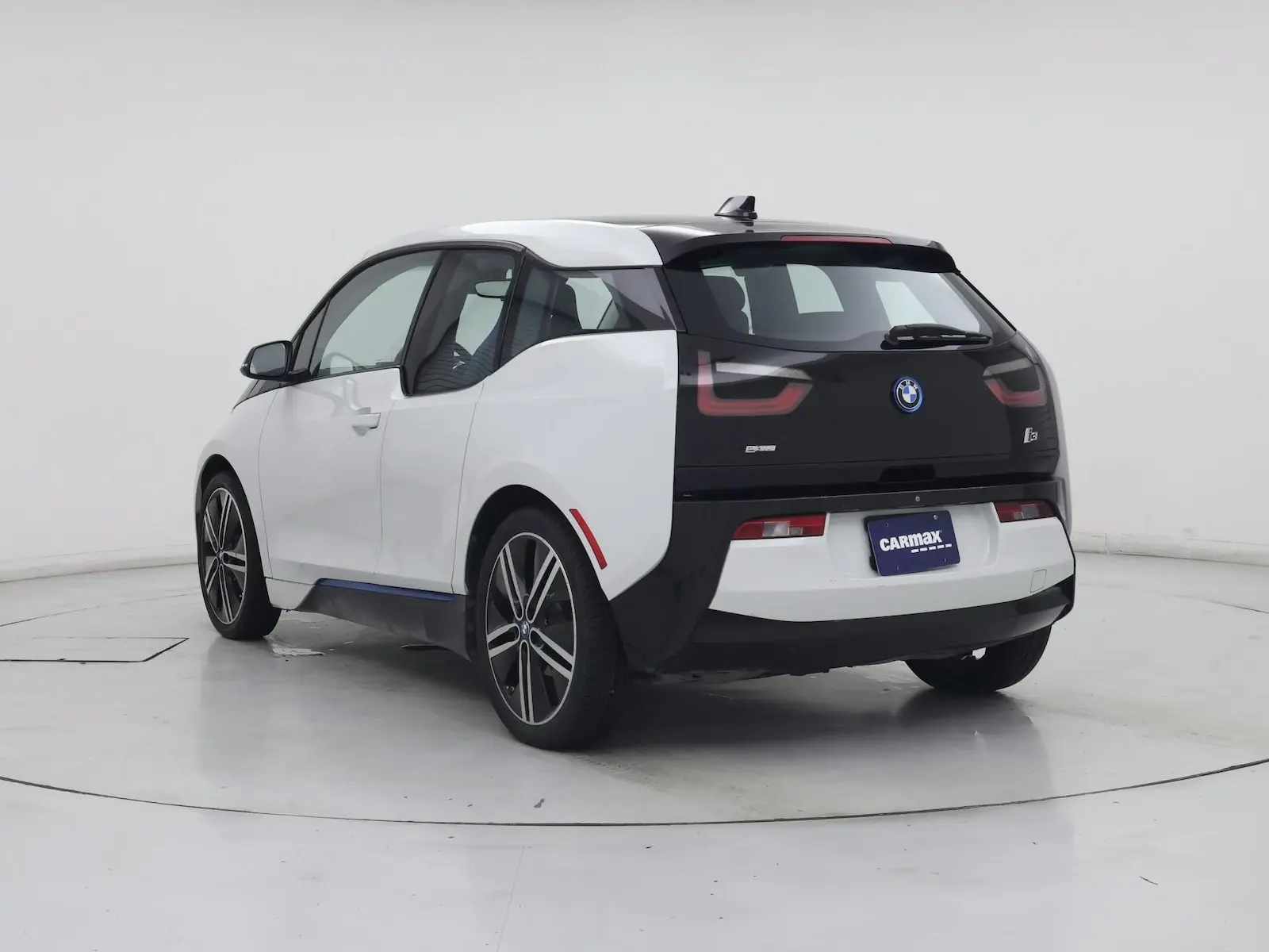 2017 BMW i3 94 Ah with Range Extender photo 3
