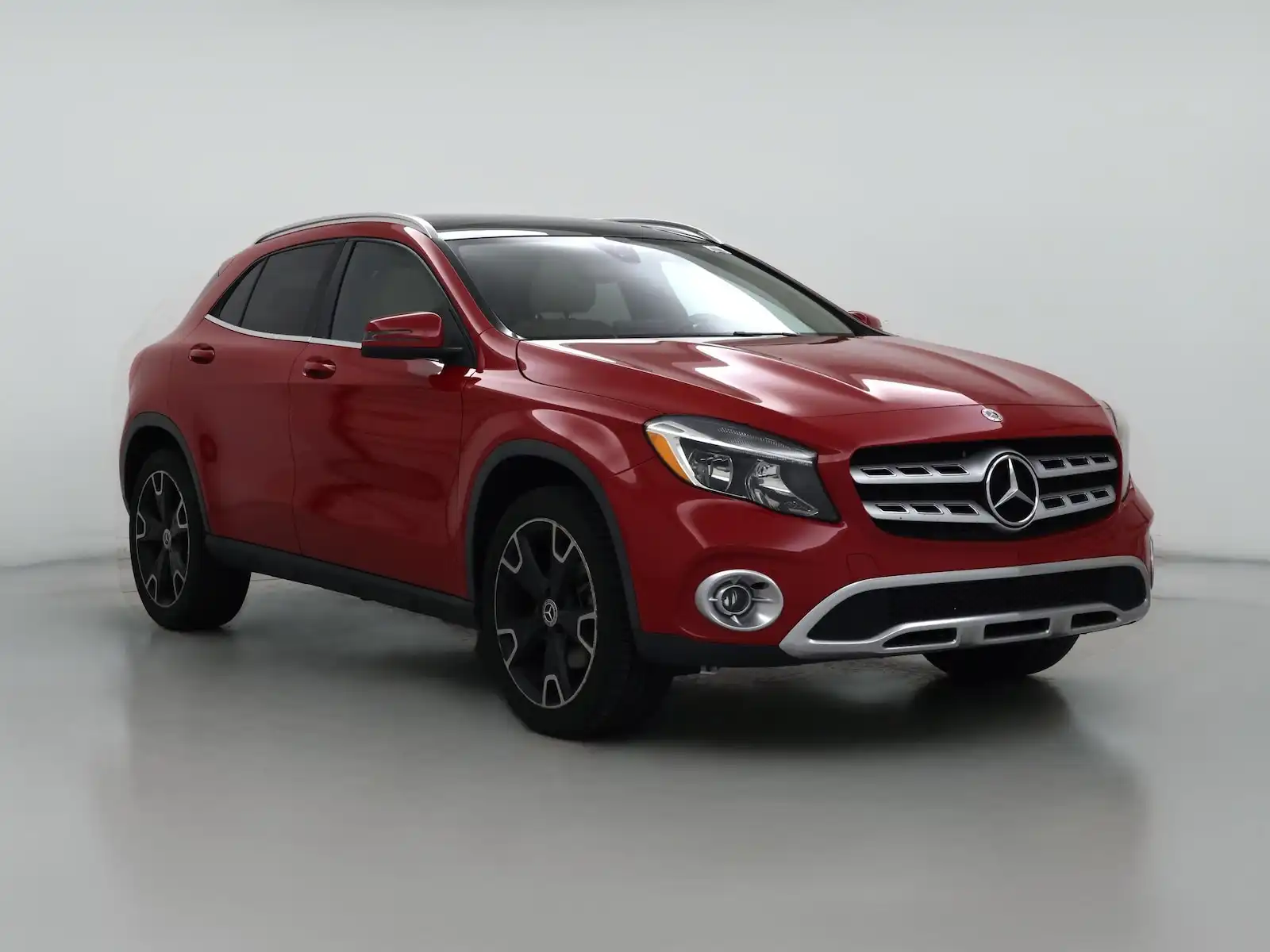 2019 Mercedes-Benz GLA GLA250's photo