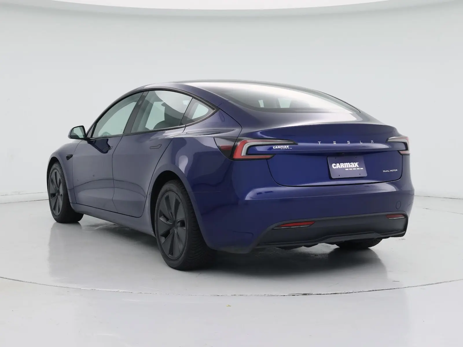 2024 Tesla Model 3 Long Range AWD photo 3