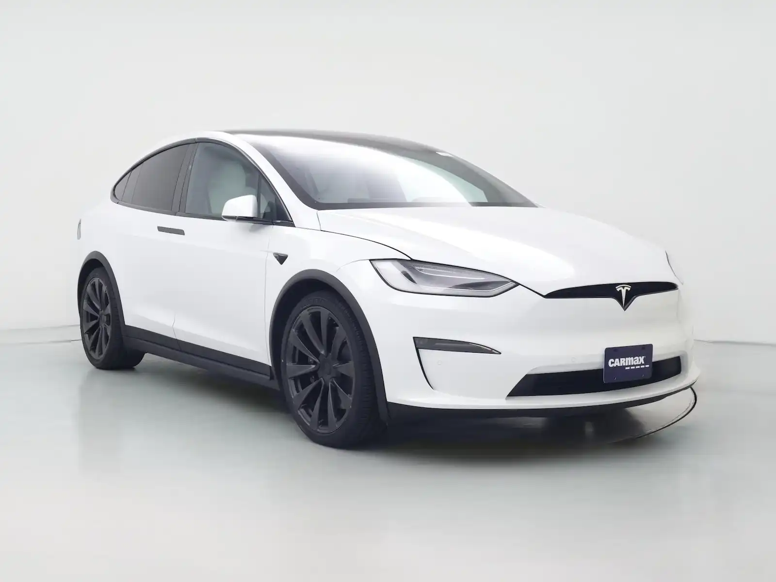 2022 Tesla Model X Plaid's photo