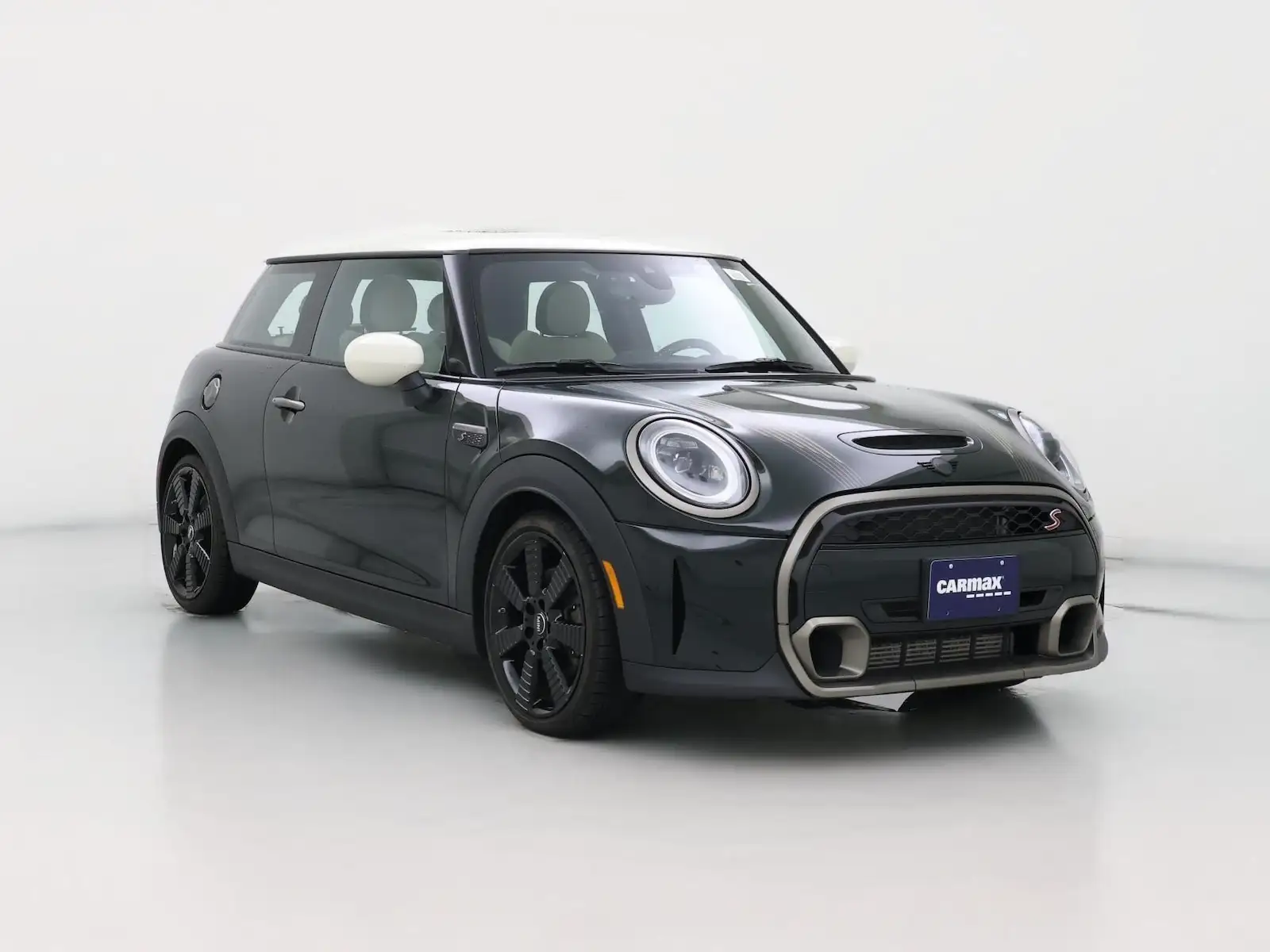 2023 MINI Cooper Cooper S 3 Door's photo