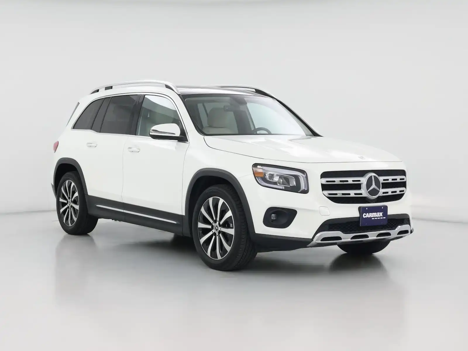 2022 Mercedes-Benz GLB GLB250 4MATIC's photo