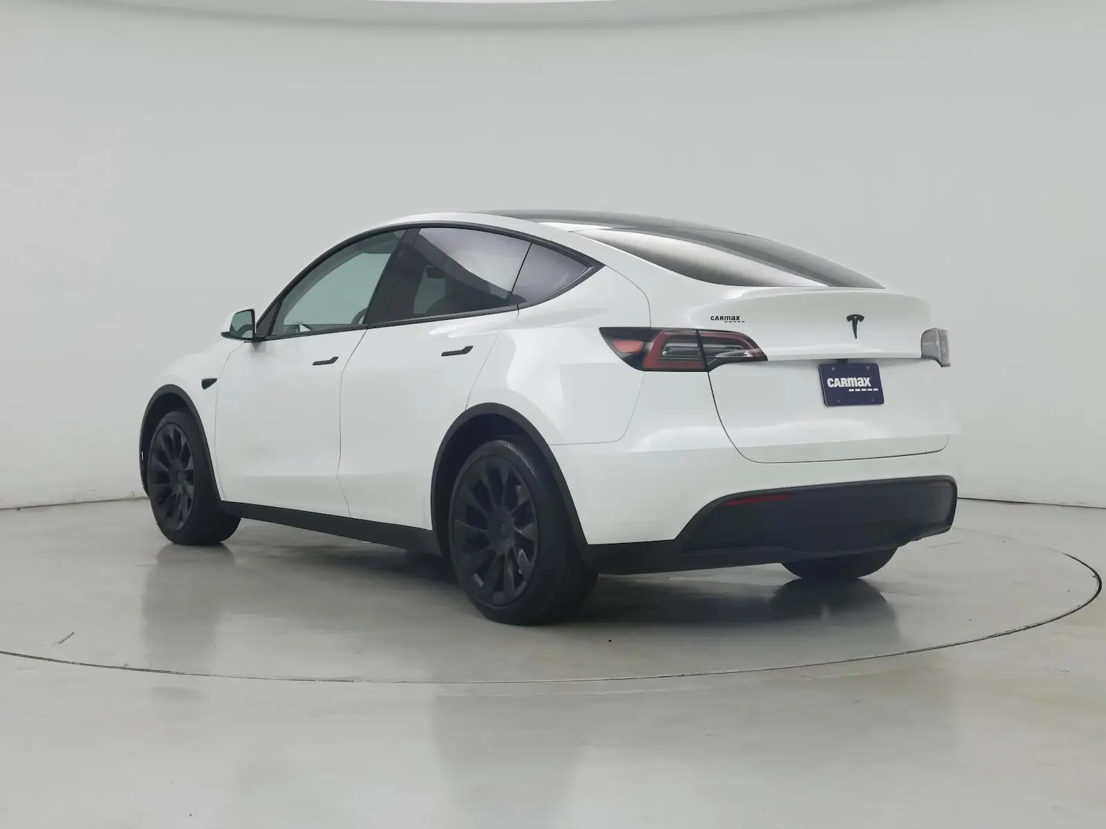 2023 Tesla Model Y RWD photo 3