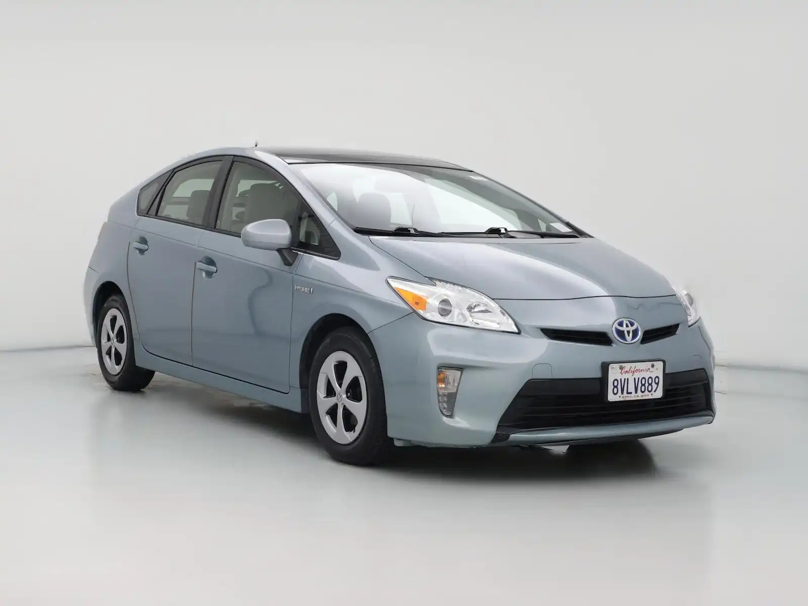 2015 Toyota Prius Four's photo