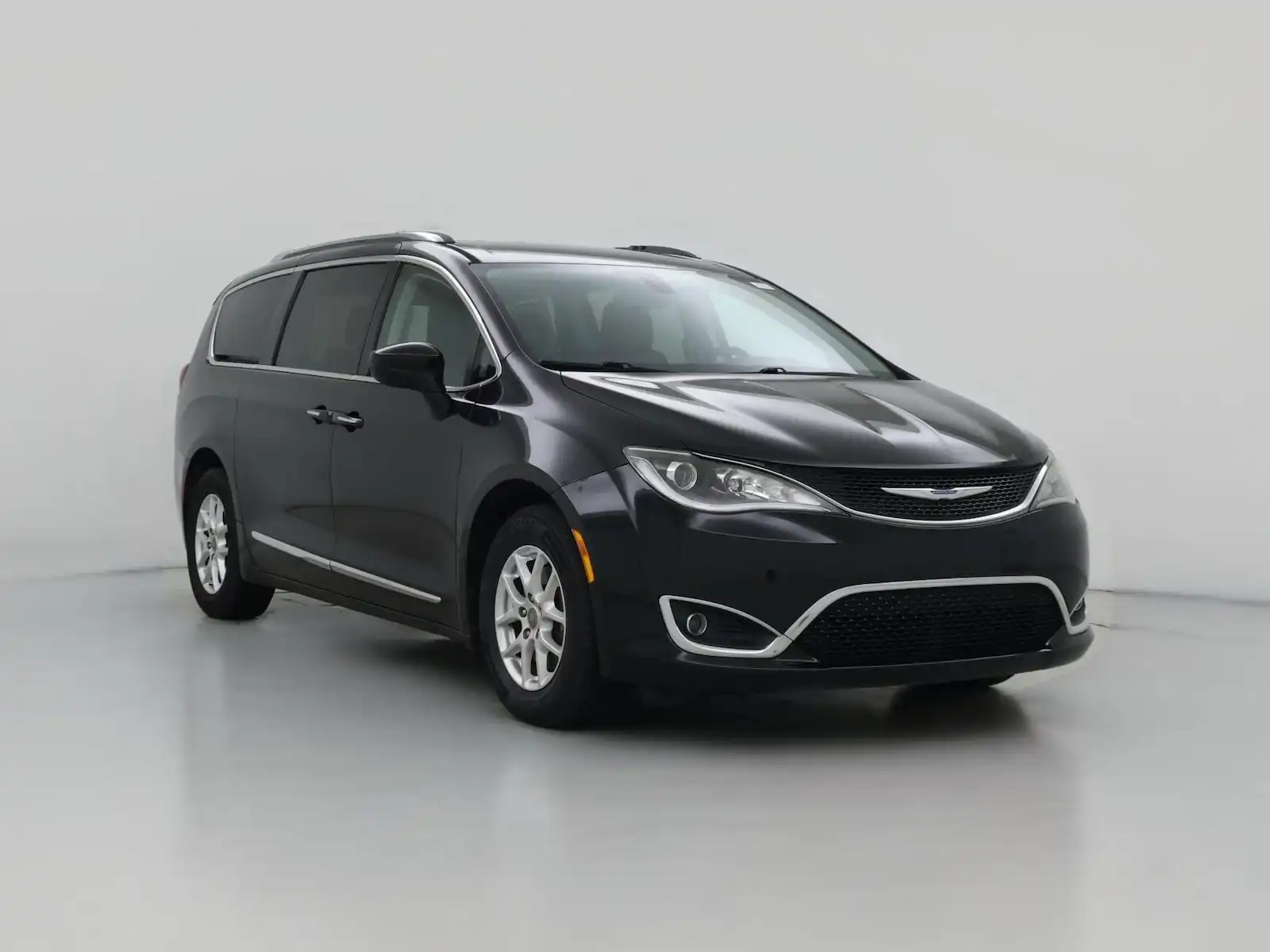 2020 Chrysler Pacifica Touring L's photo