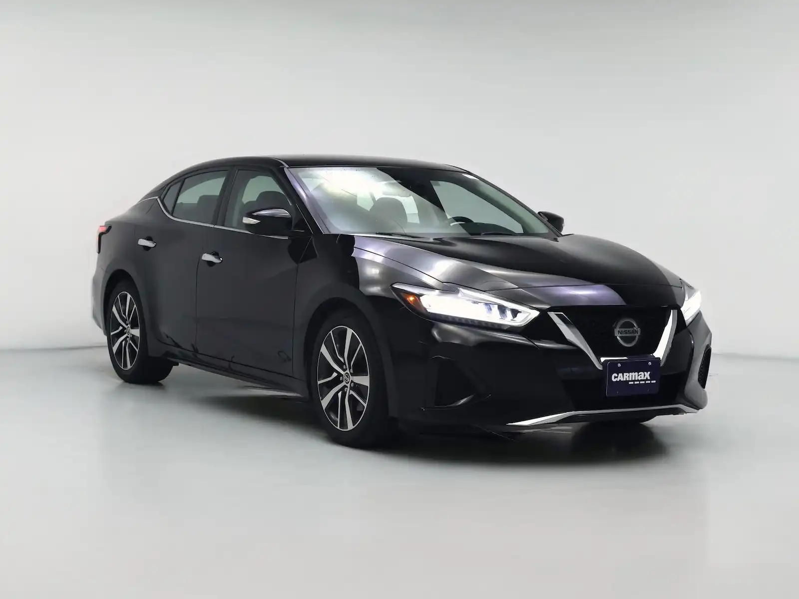 2019 Nissan Maxima SV's photo