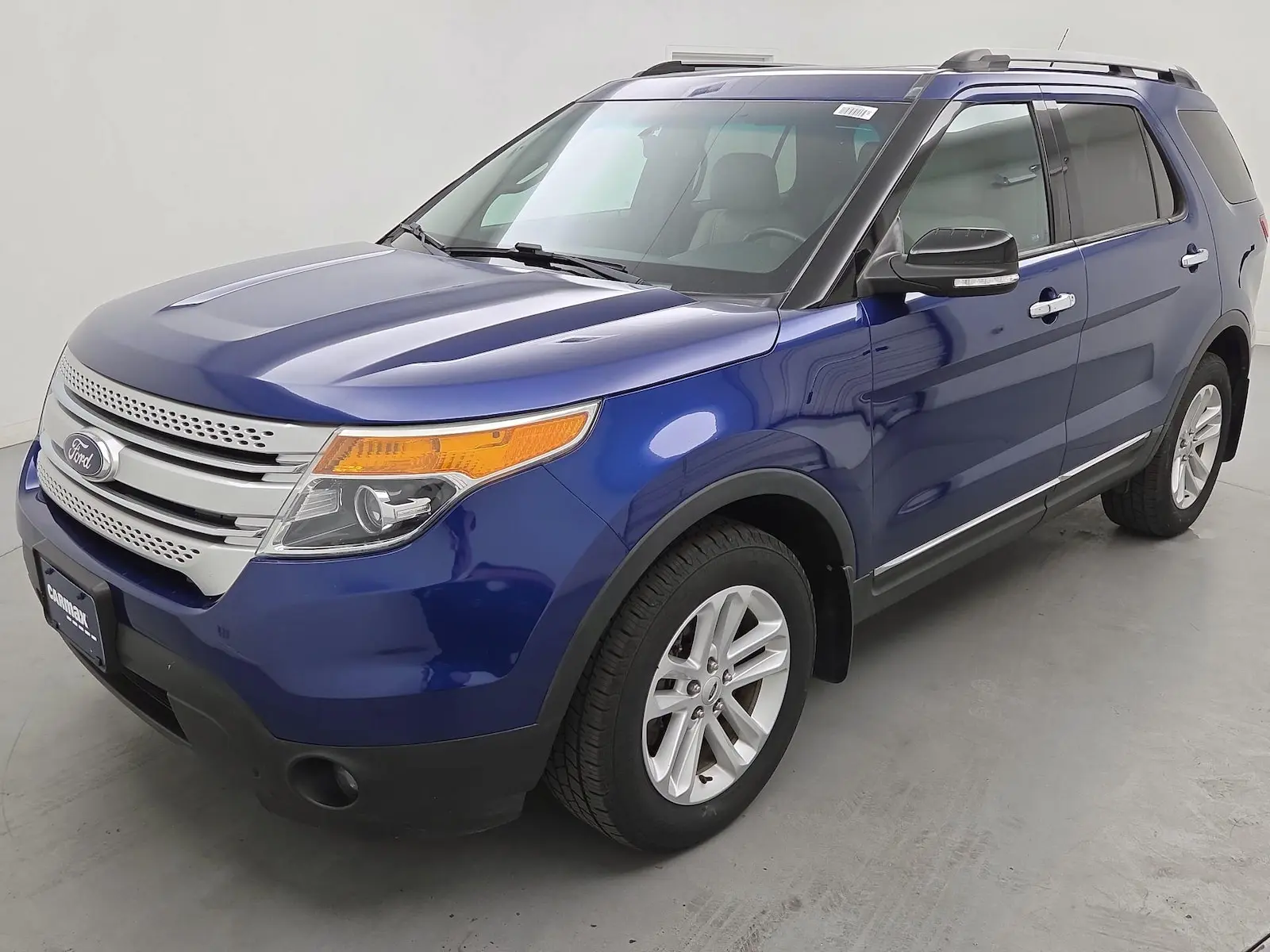 2015 Ford Explorer XLT 4WD photo 3
