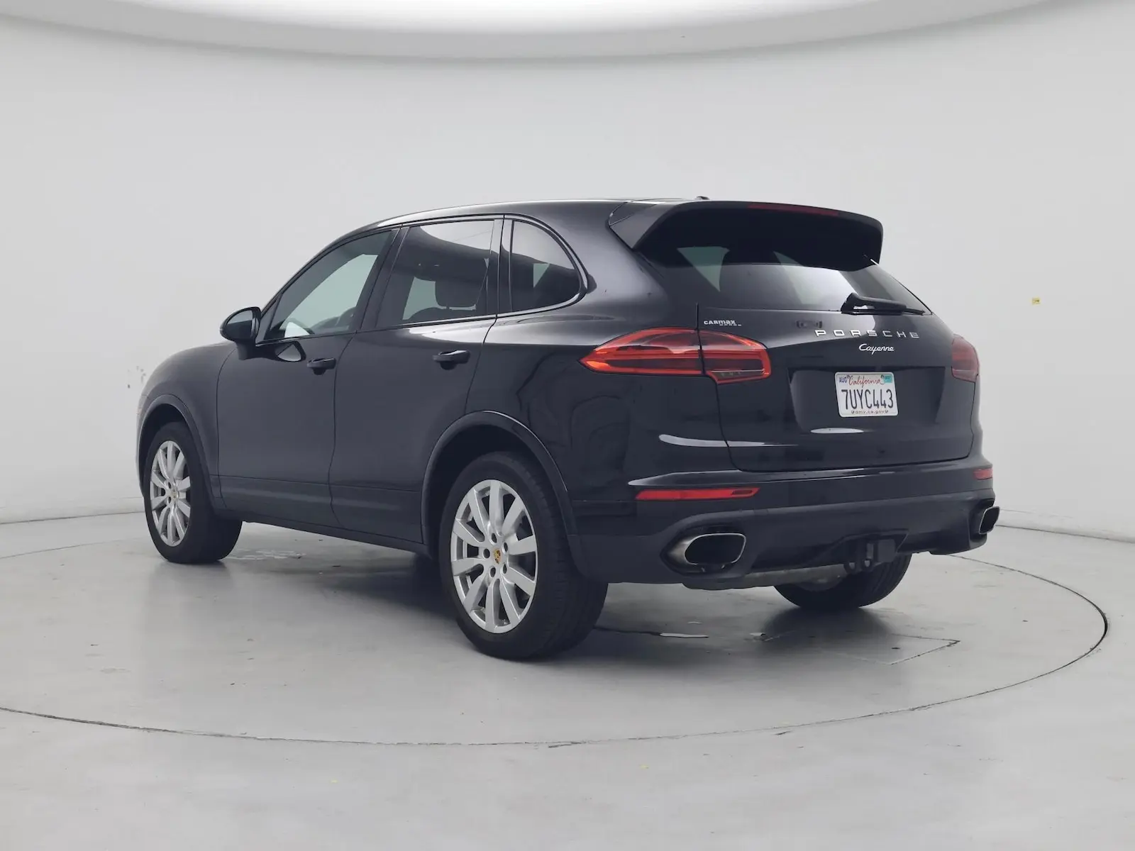 2017 Porsche Cayenne Platinum Edition photo 3