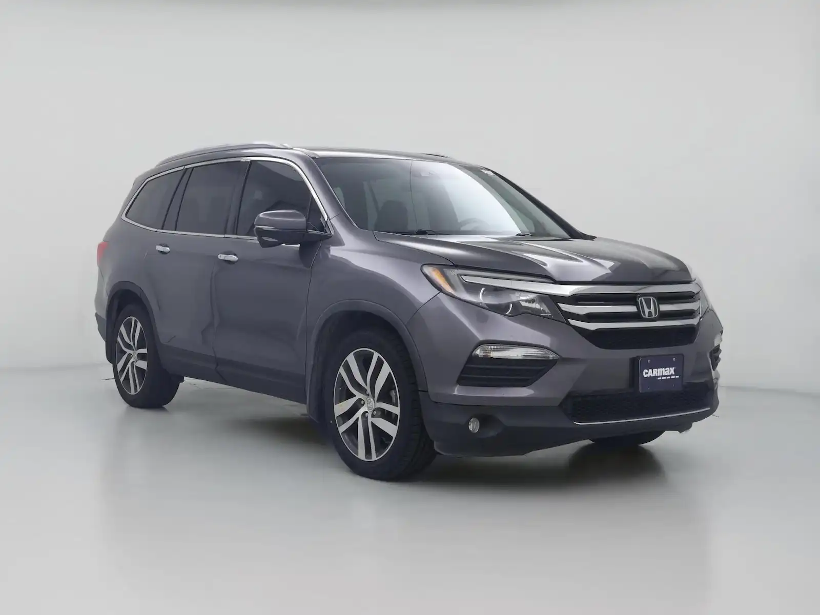 2016 Honda Pilot Touring 2WD's photo