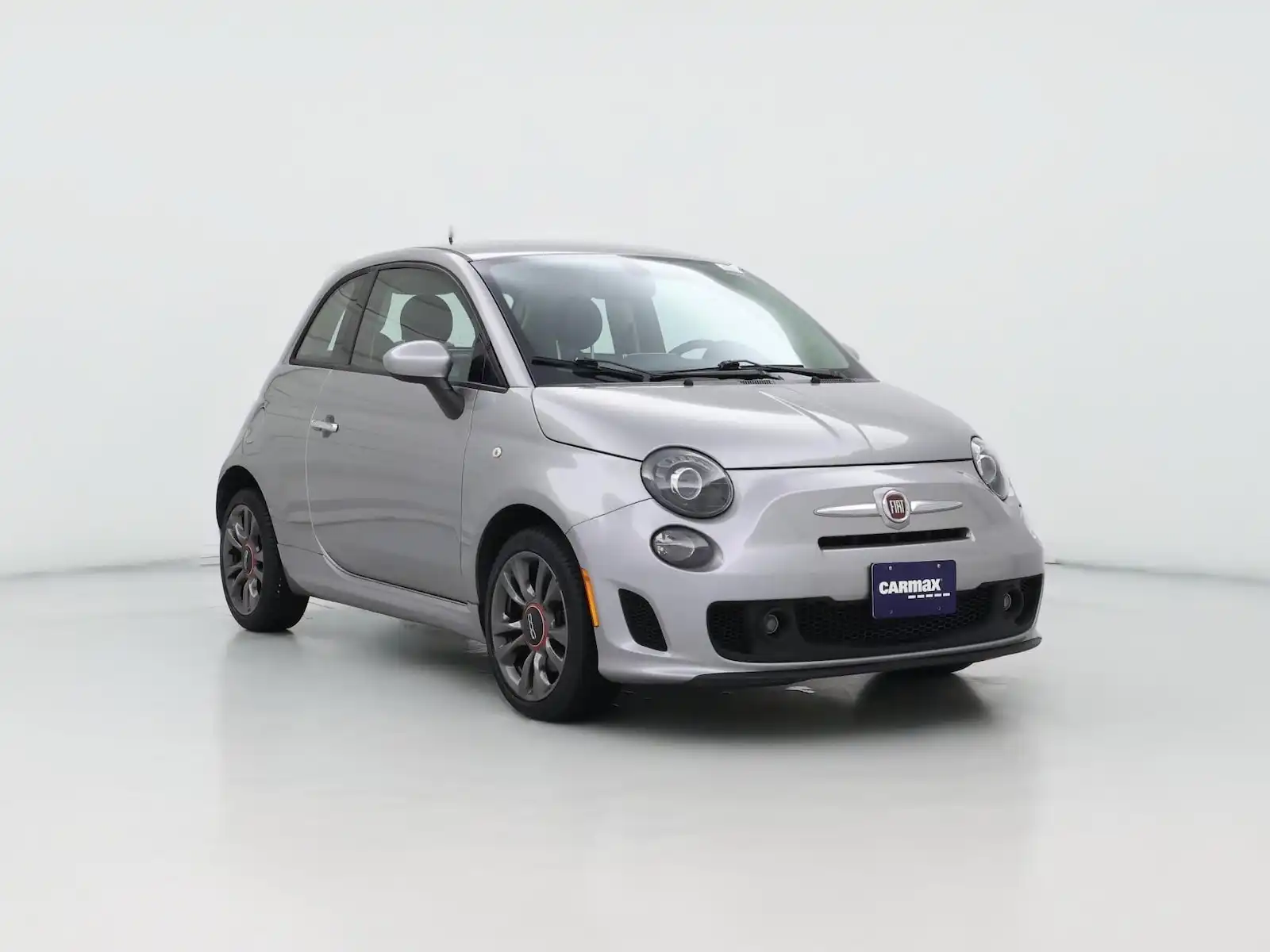 2019 FIAT 500 Pop's photo
