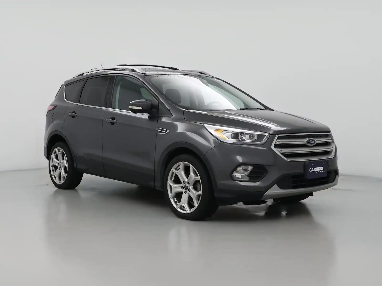 2017 Ford Escape Titanium's photo